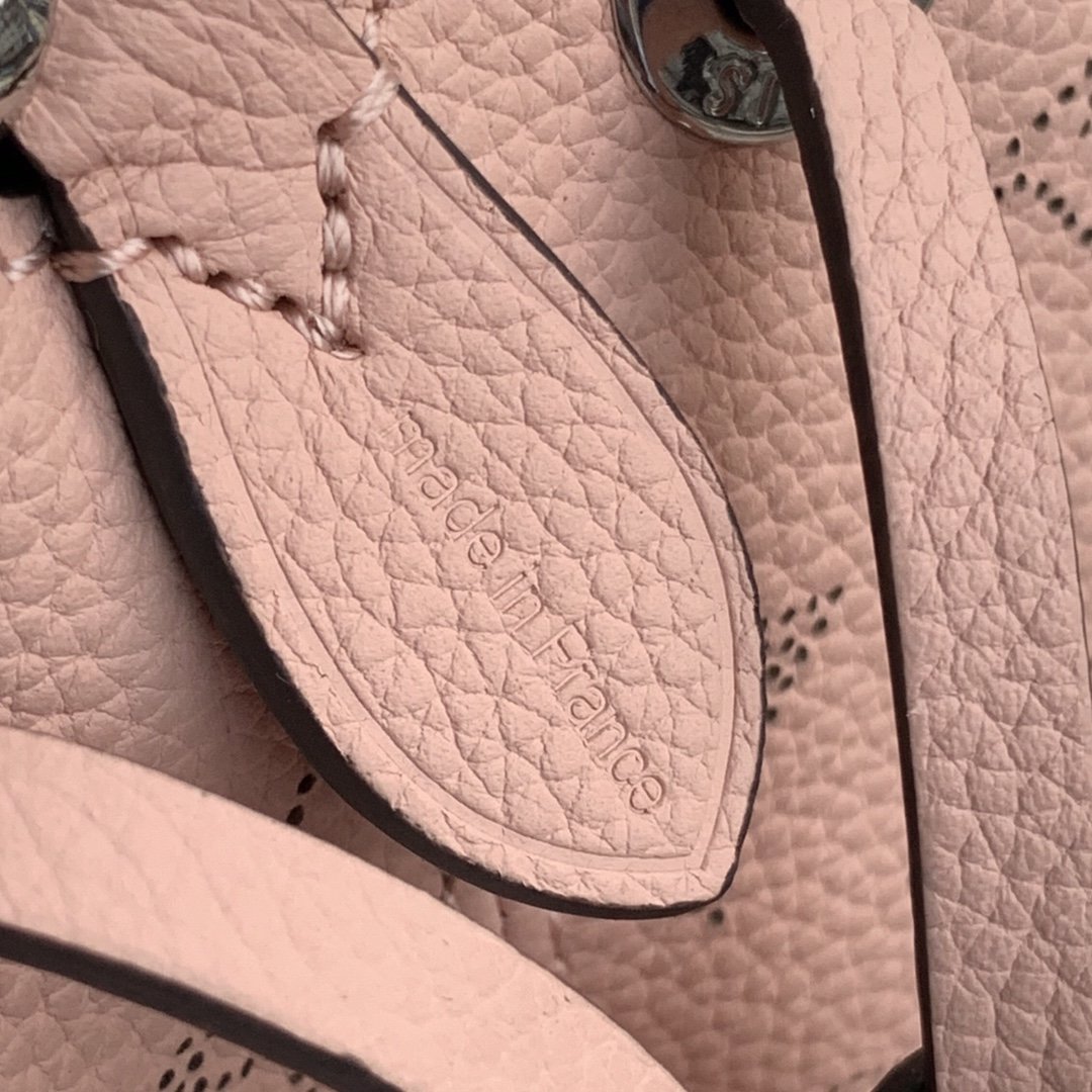 Louis Vuitton Bella Tote Bag-M57201-19*22*14CM