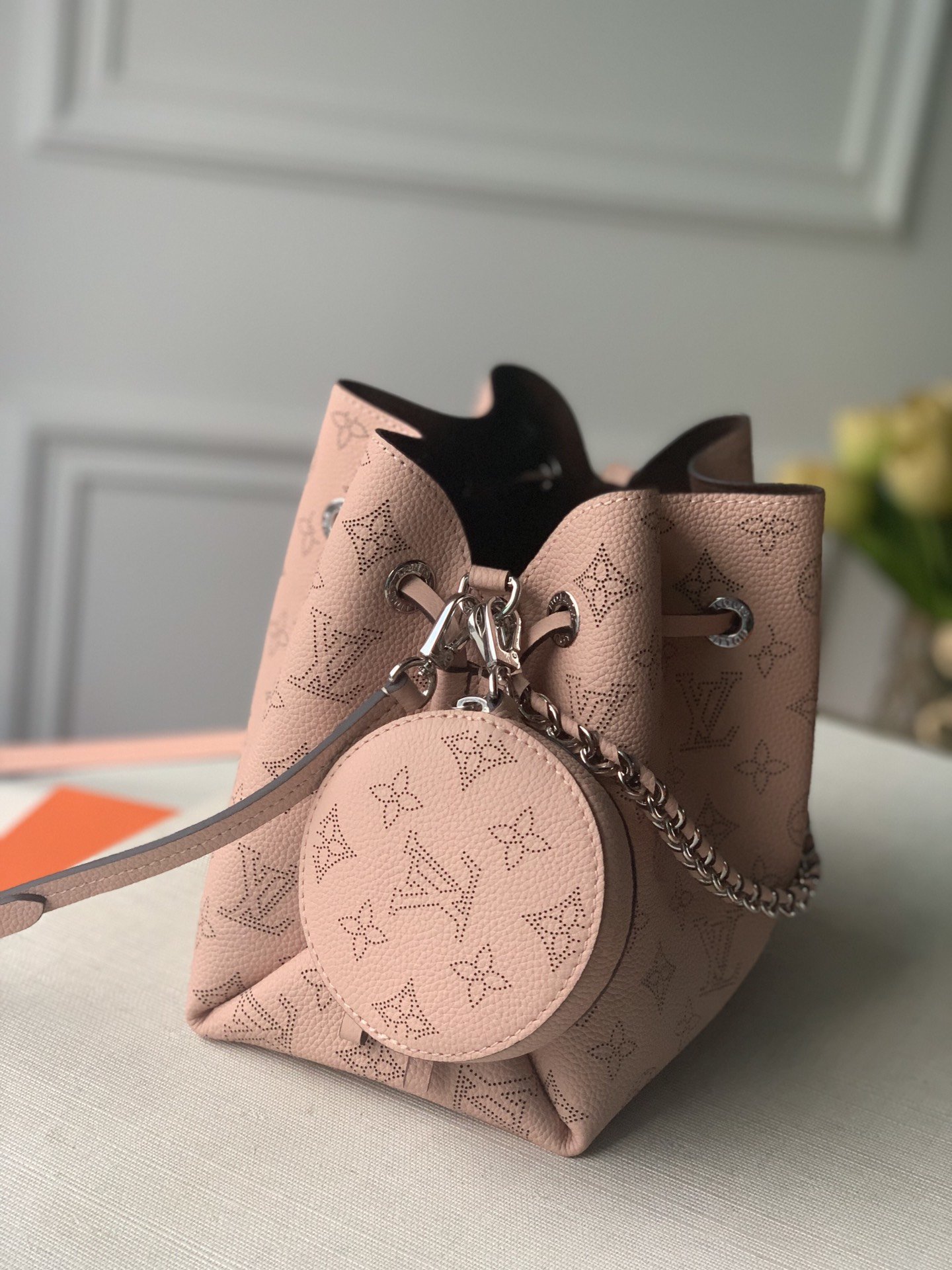Louis Vuitton Bella Tote Bag-M57201-19*22*14CM