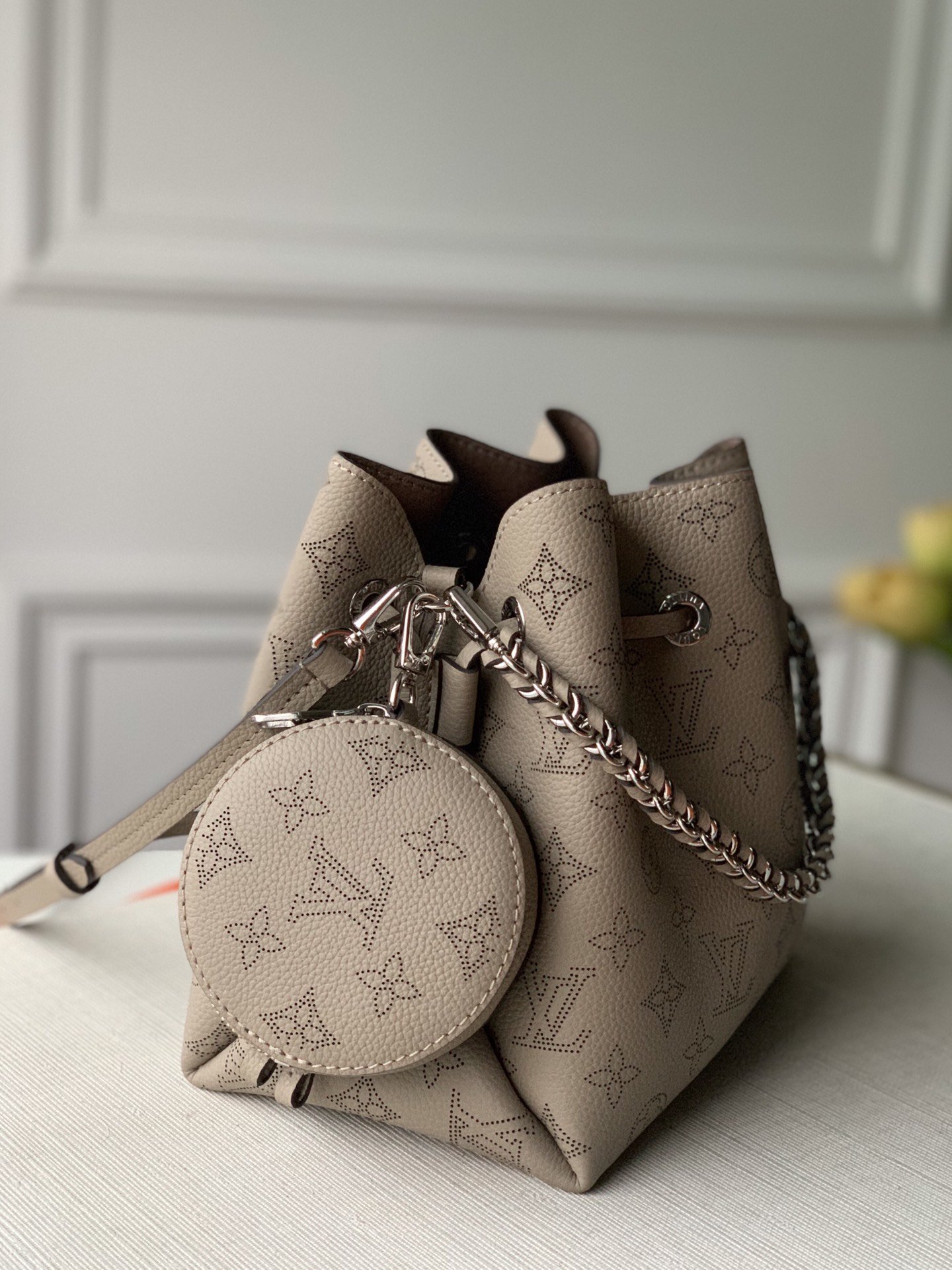 Louis Vuitton Bella Tote Bag-M57201-19*22*14CM