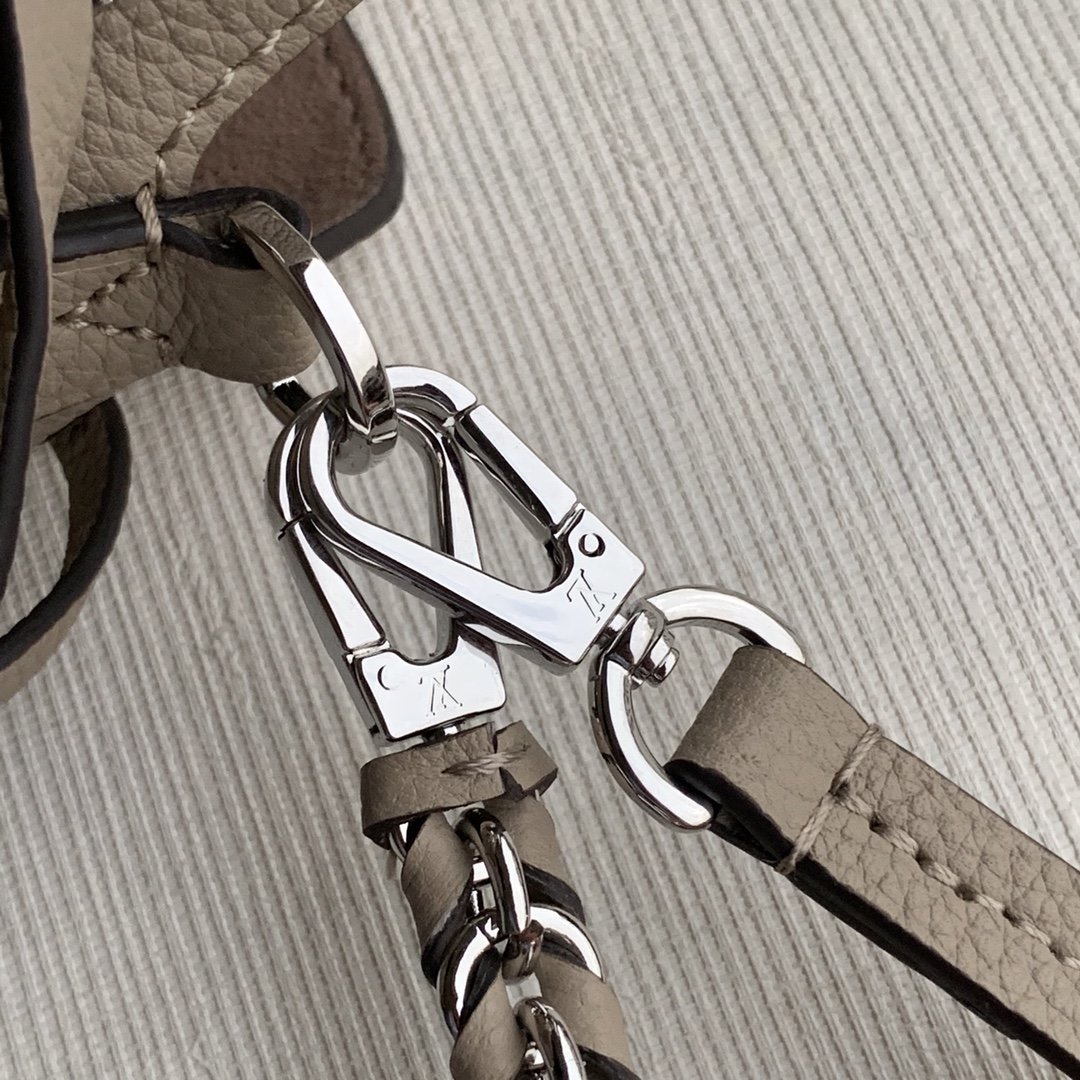 Louis Vuitton Bella Tote Bag-M57201-19*22*14CM