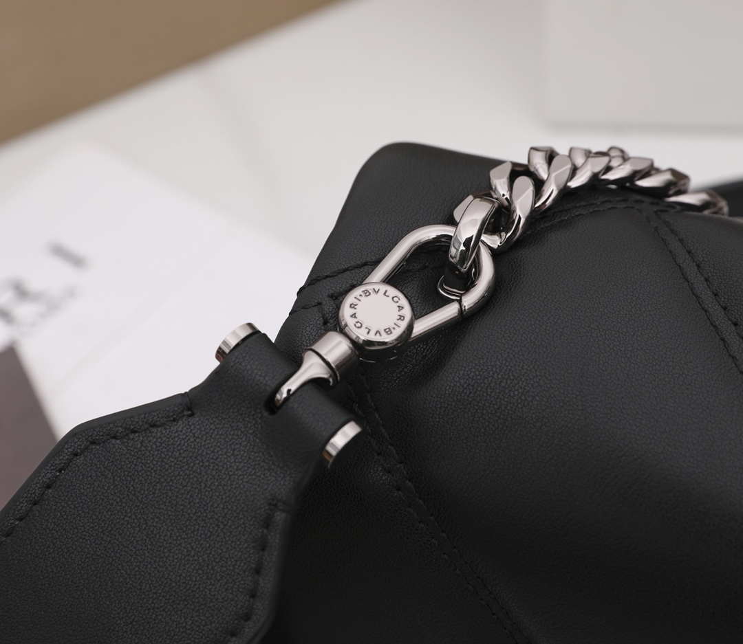 Bvlgari Serpenti Cabochon Bag-18*12*8CM