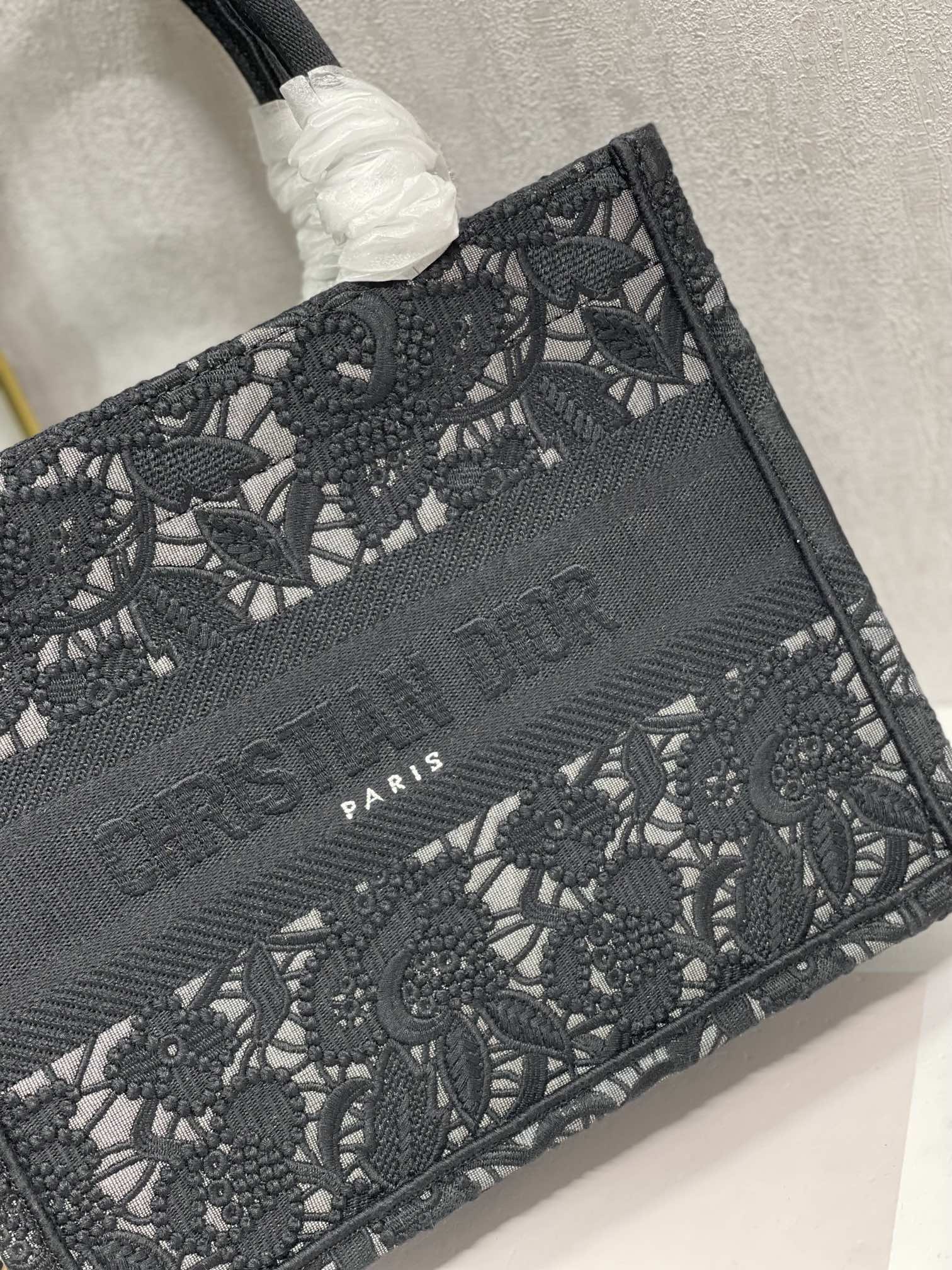 Diro Small Book Tote-26*8*22CM