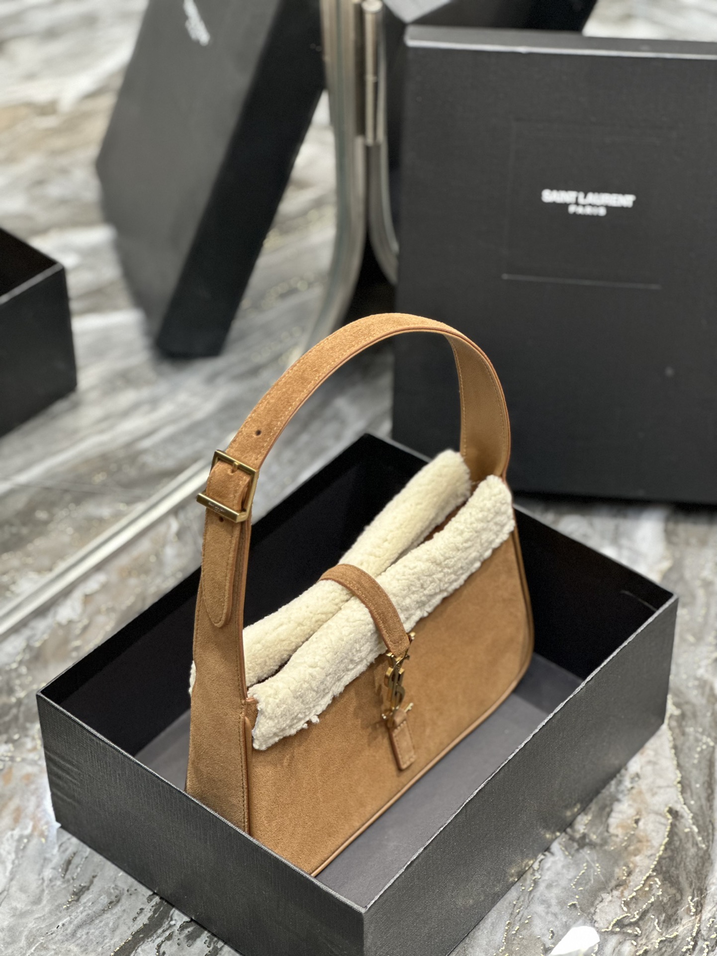 YSL Le5A7 Vintage Bag-25X14X10CM