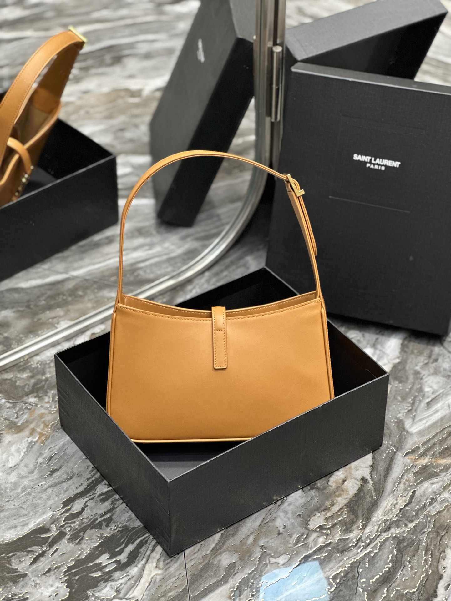 YSL Le5A7 Vintage Bag-25X14X10CM