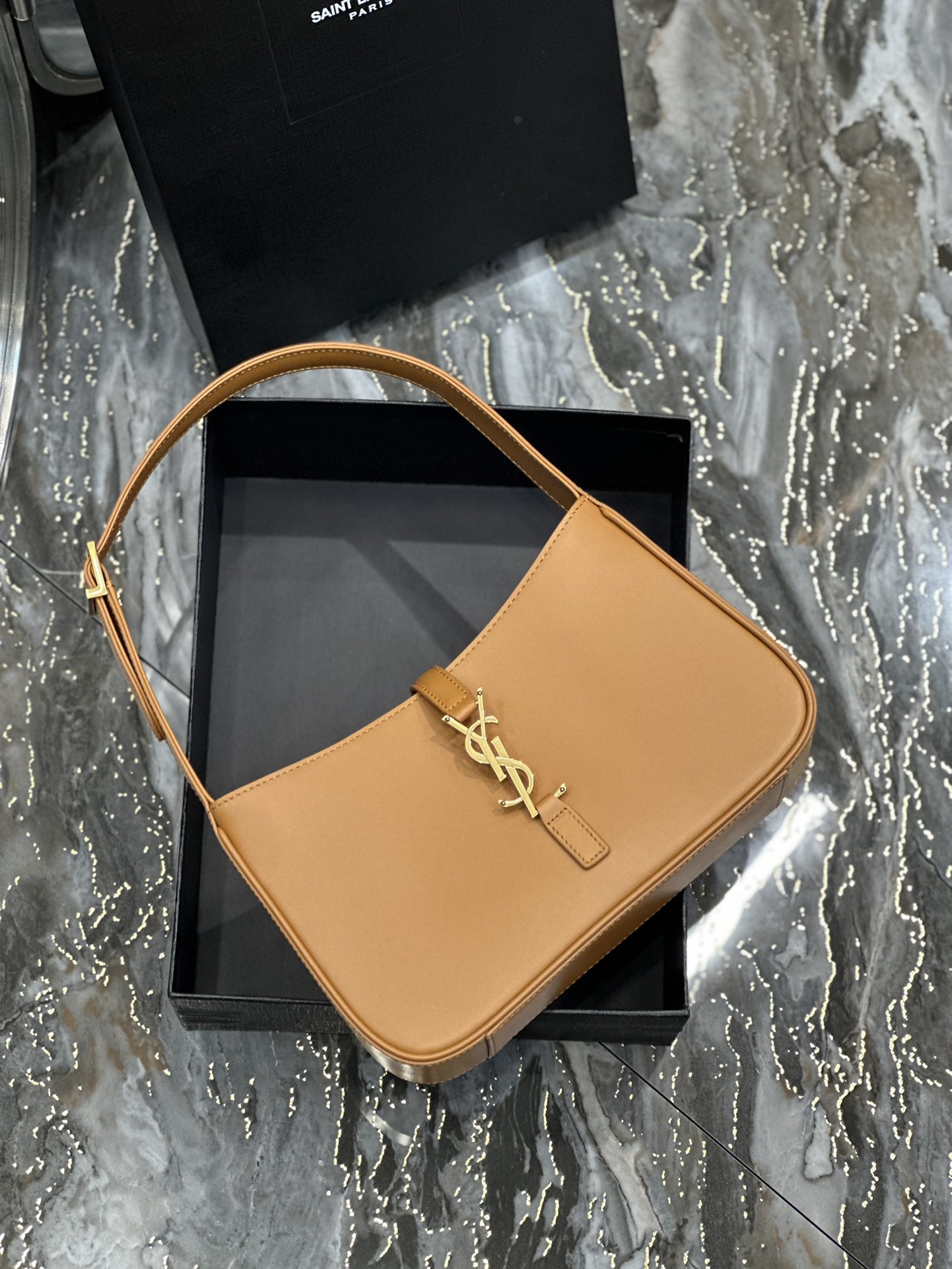 YSL Le5A7 Vintage Bag-25X14X10CM