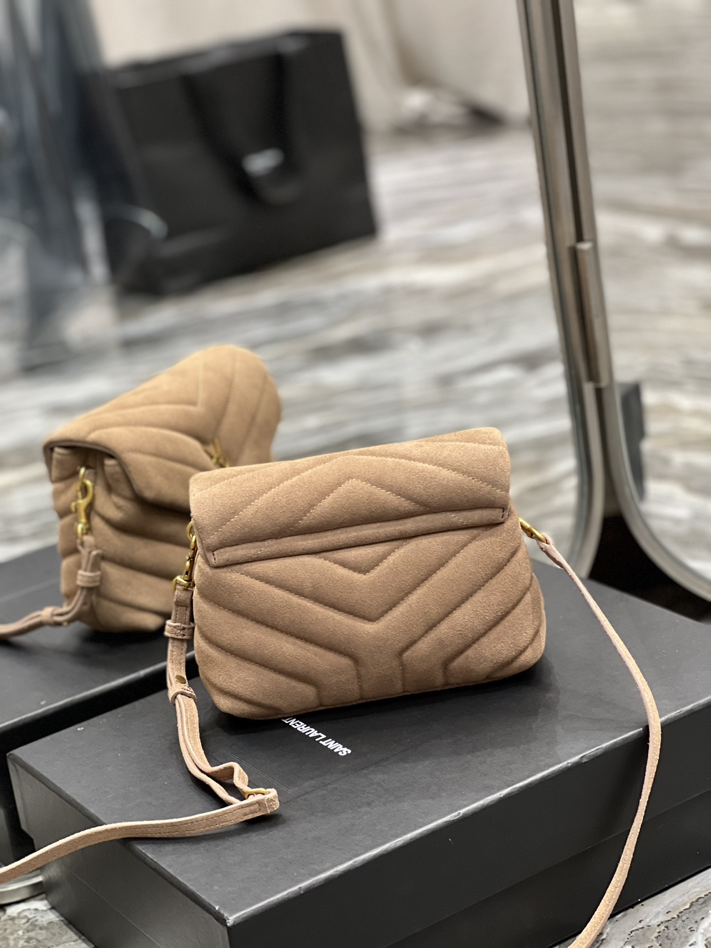 YSL LouLou Bag-20*14*7CM