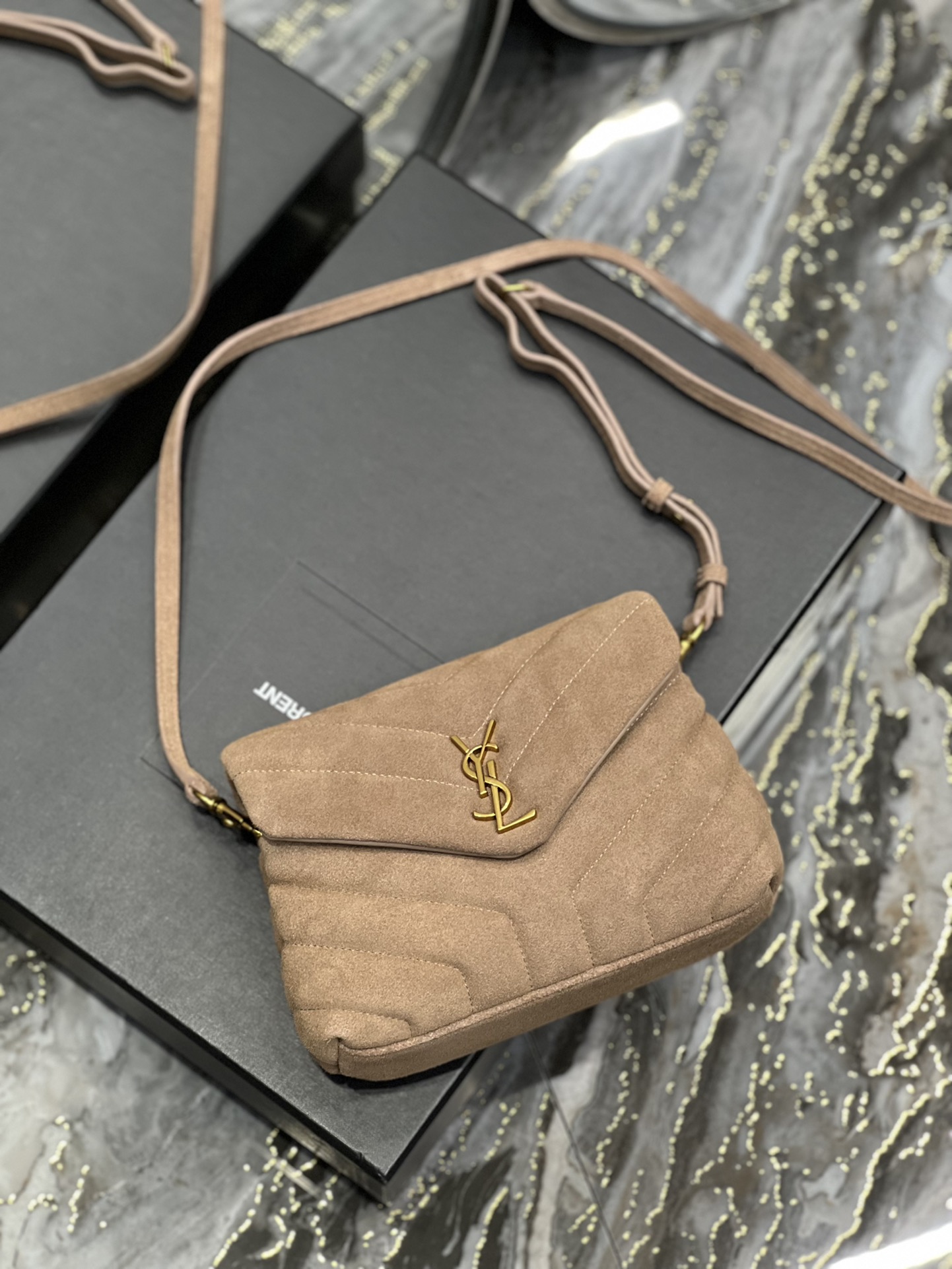 YSL LouLou Bag-20*14*7CM