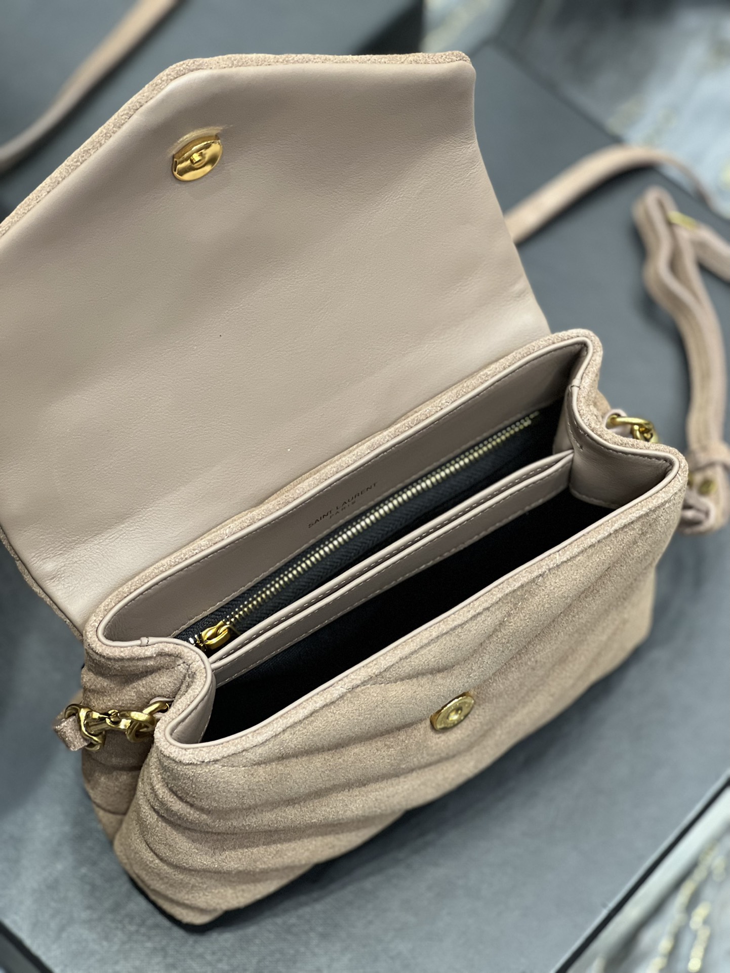 YSL LouLou Bag-20*14*7CM