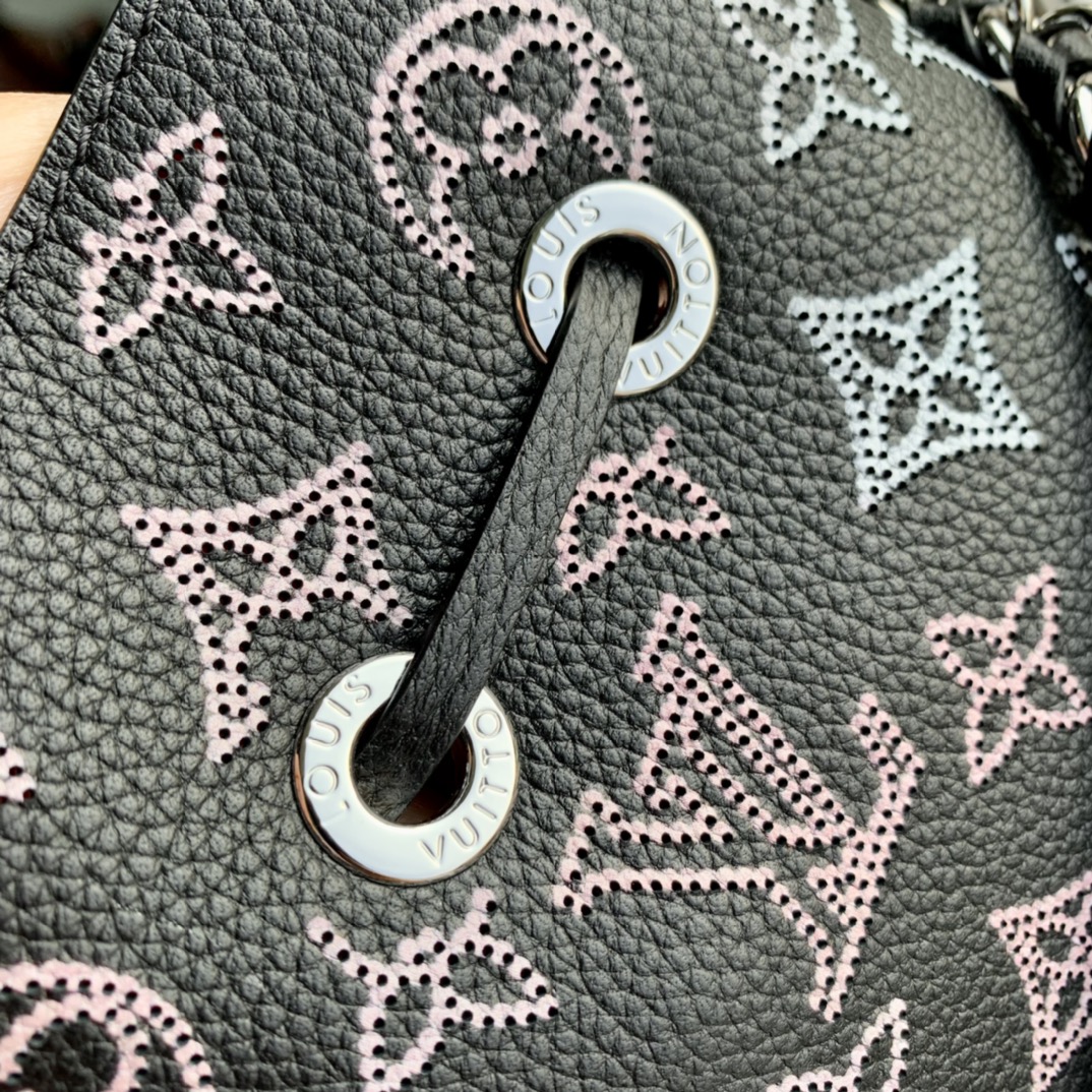 Louis Vuitton Bella Tote Bag-9 x 22 x 14CM