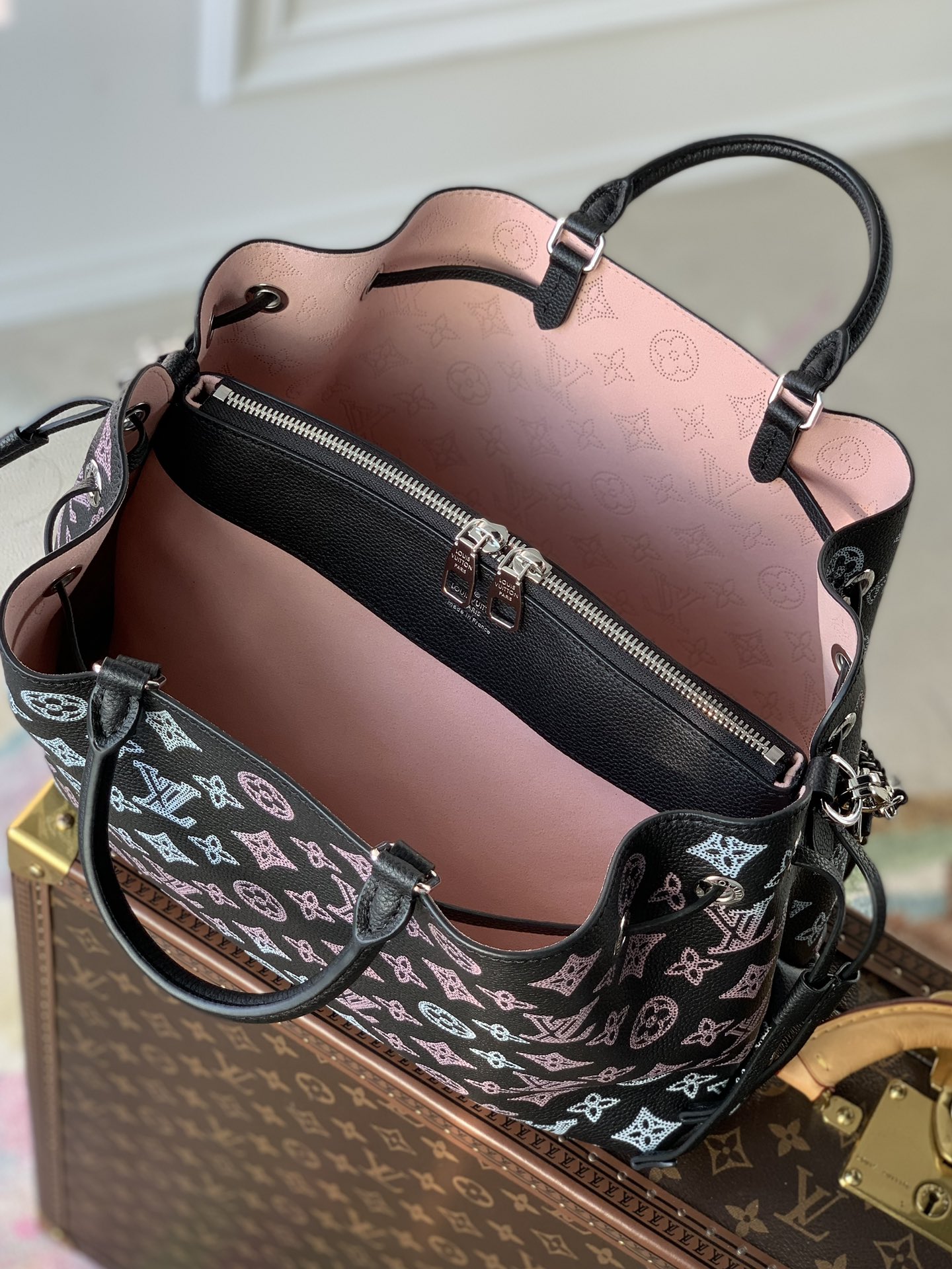Louis Vuitton Bella Tote Bag-32*23*13CM