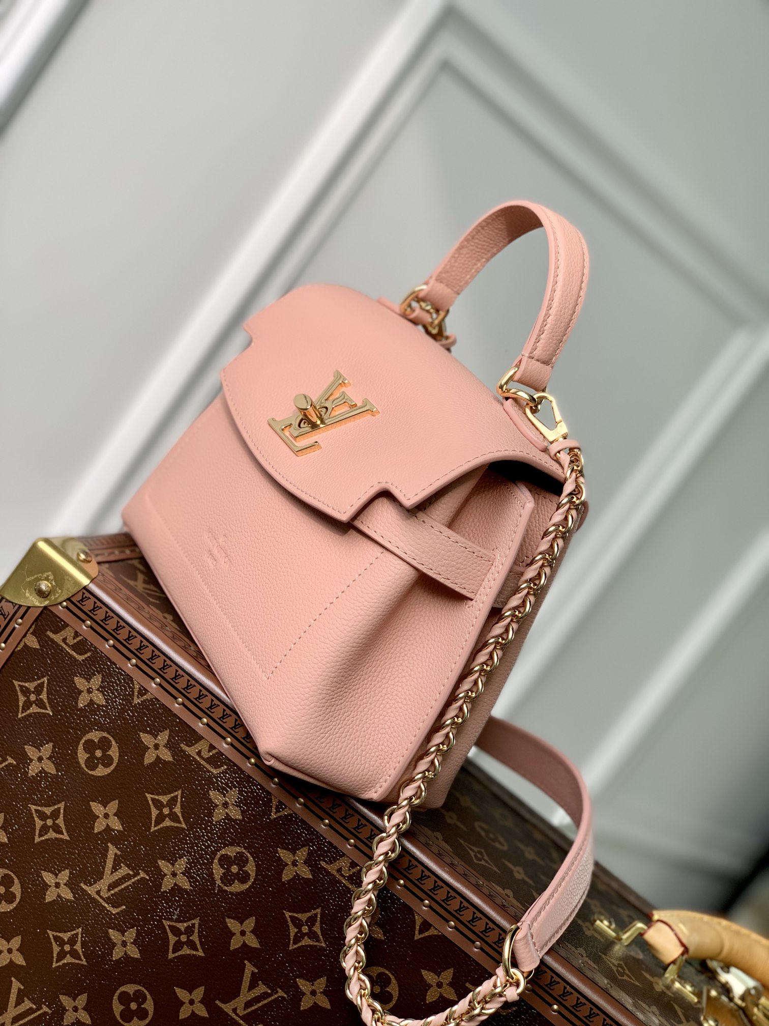Louis Vuitton Lockme Ever 23x17x10CM Louis Vuitton Lockme Ever 23x17x10CM