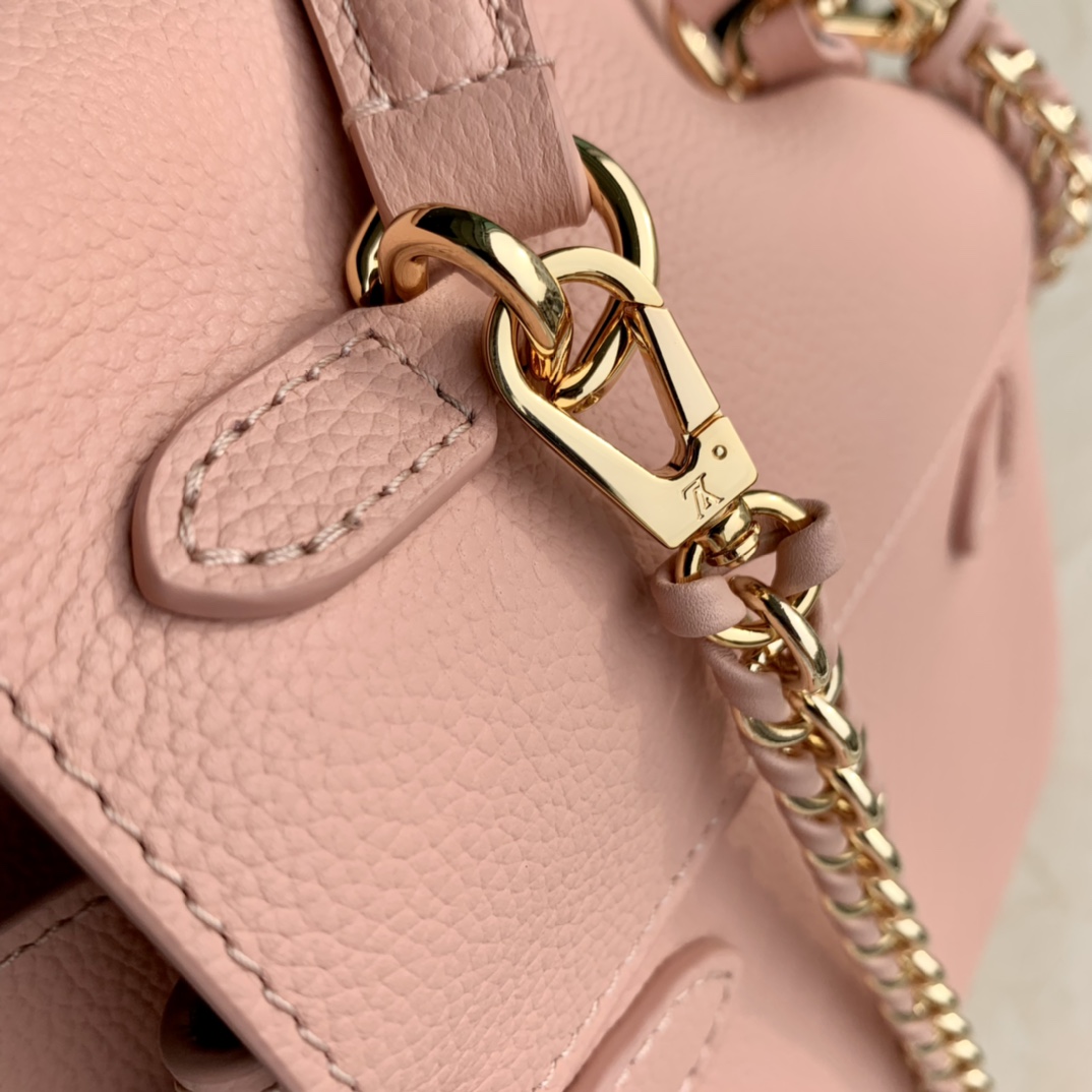 Louis Vuitton Lockme Ever 23x17x10CM Louis Vuitton Lockme Ever 23x17x10CM