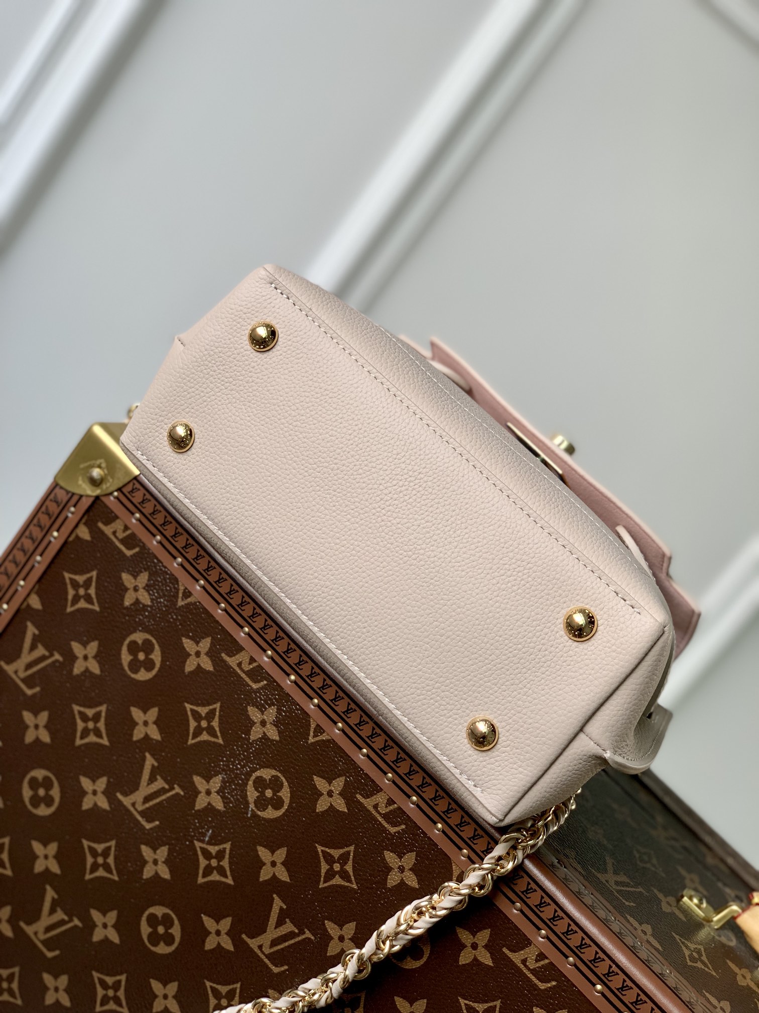 Louis Vuitton Lockme Ever 23x17x10CM Louis Vuitton Lockme Ever 23x17x10CM