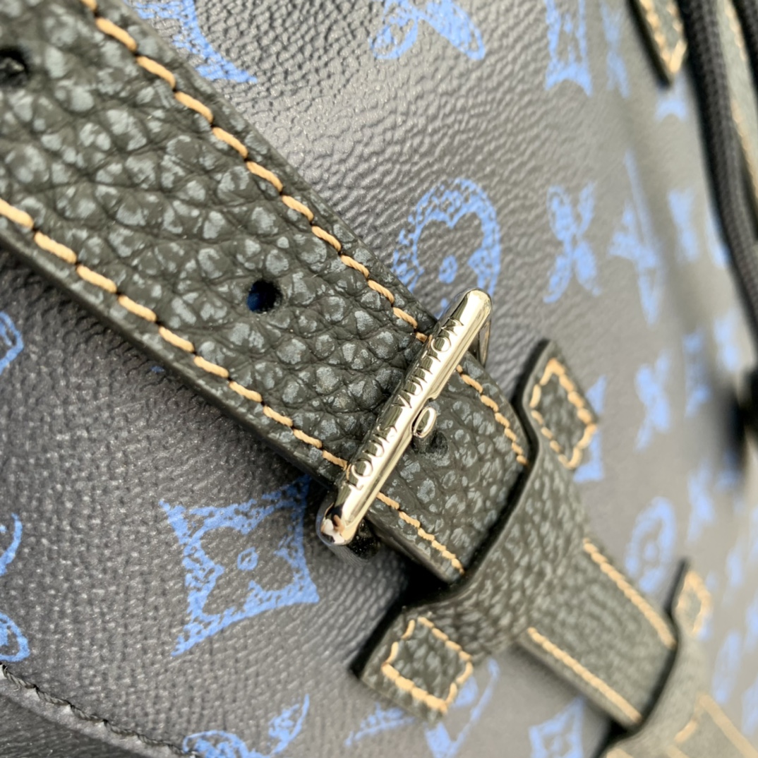 Louis Vuitton Christopher Backpack M59662-38*44*21CM