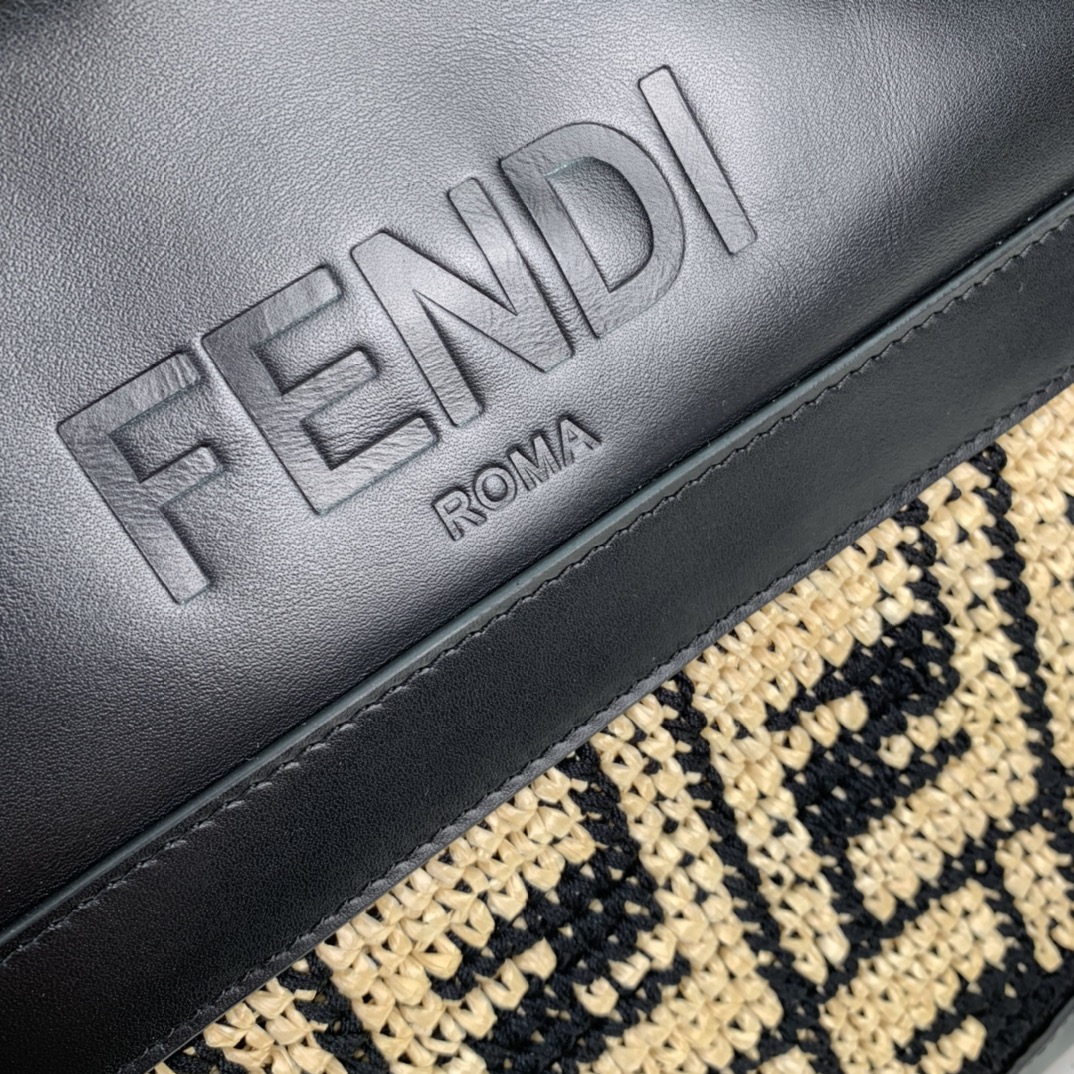 FendI Raffia Bag-35 x22 x18CM