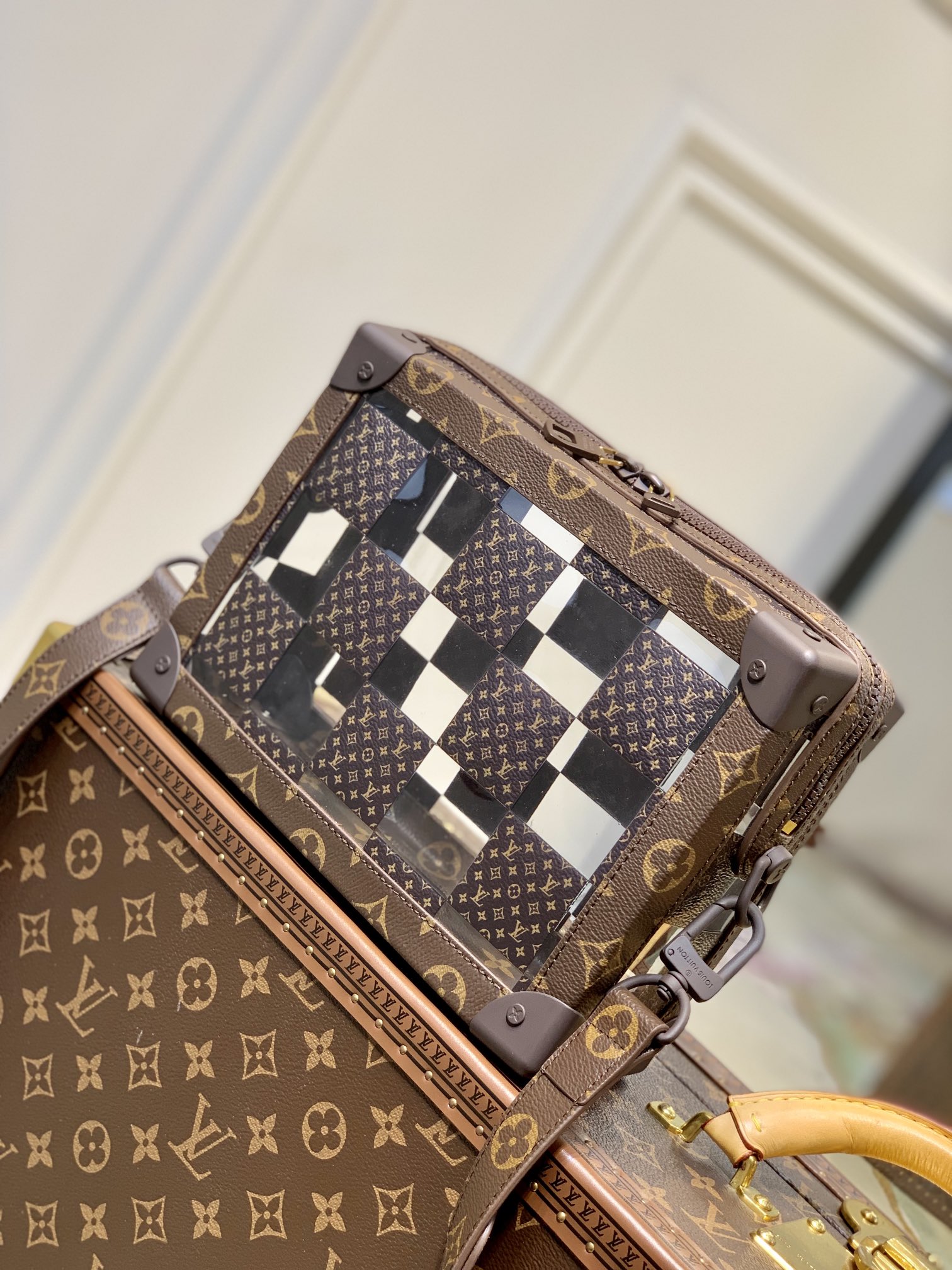 Louis Vuitton Soft Trunk-M20233-25x17x9.5M