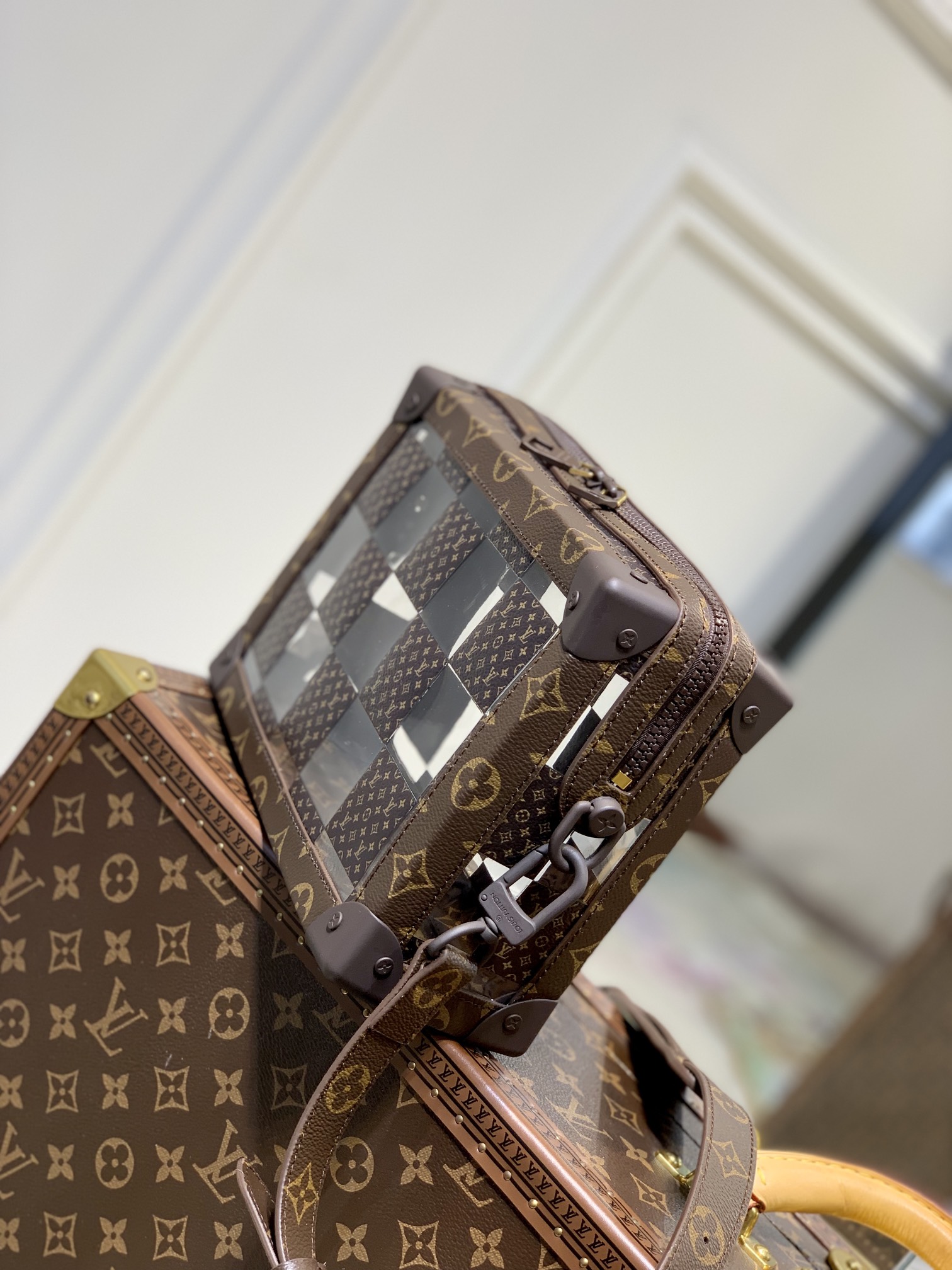 Louis Vuitton Soft Trunk-M20233-25x17x9.5M