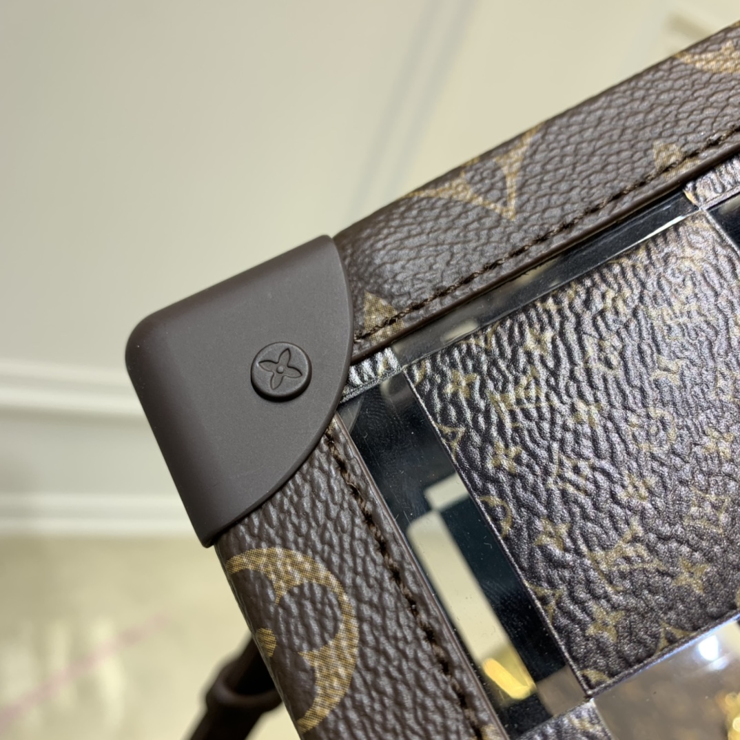 Louis Vuitton Soft Trunk-M20233-25x17x9.5M