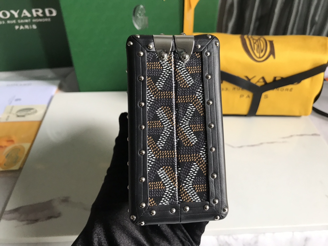 Goyard Minaudière Bags