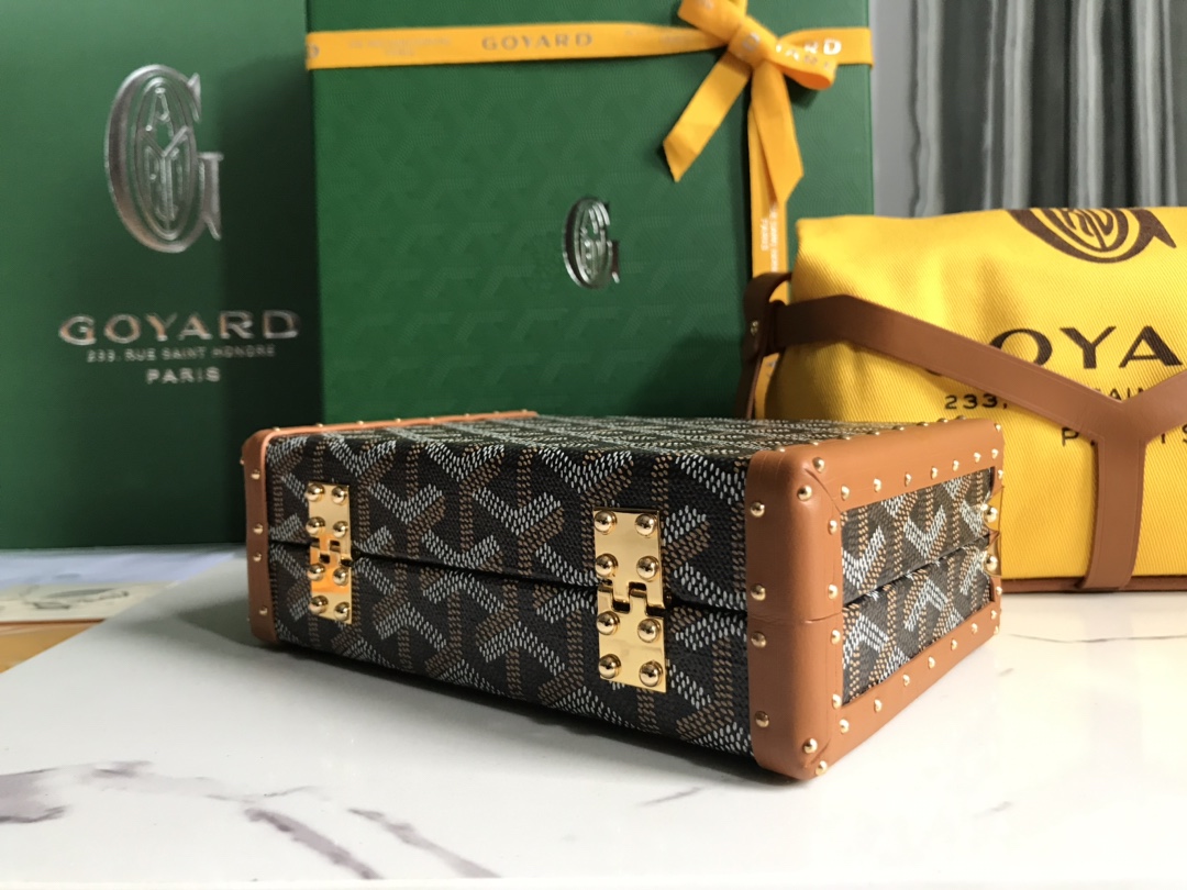 Goyard Minaudière Bags