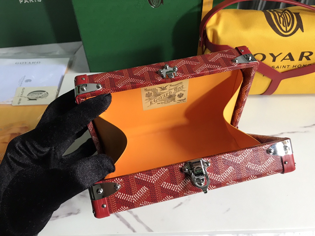 Goyard Minaudière Bags