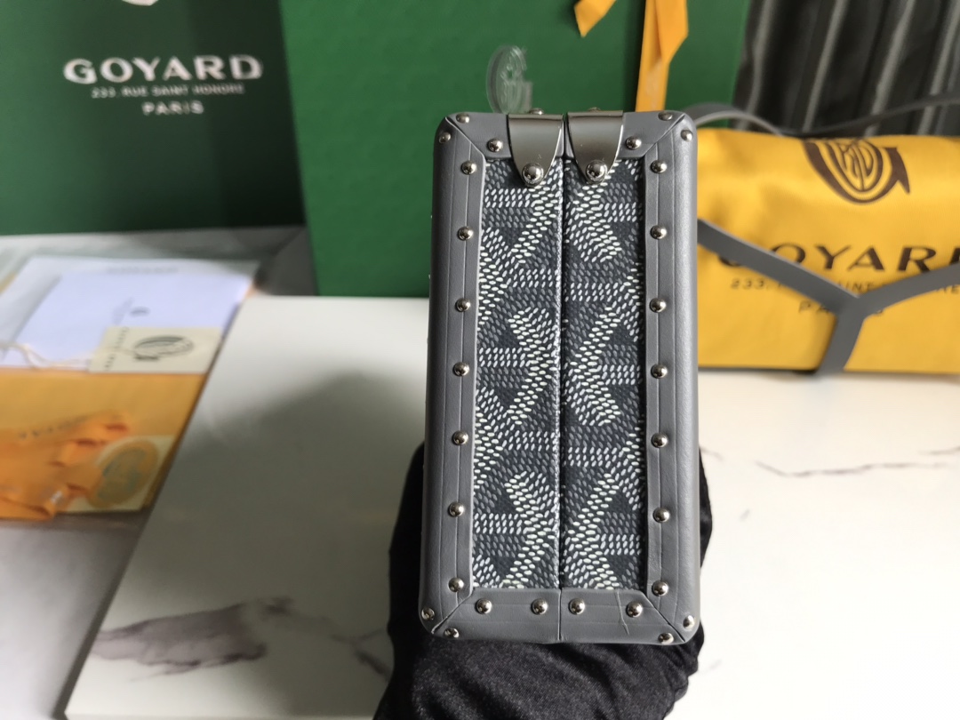 Goyard Minaudière Bags