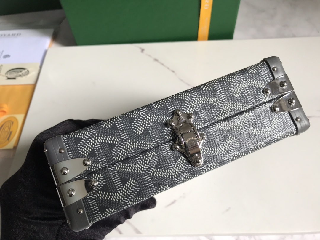 Goyard Minaudière Bags
