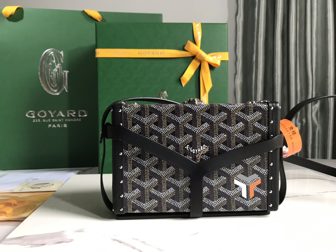 Goyard Minaudière Bags