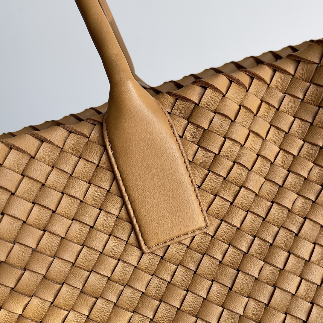 Bottega Veneta Large Tote Bag-51*18*28CM Bottega Veneta Large Tote Bag-51*18*28CM