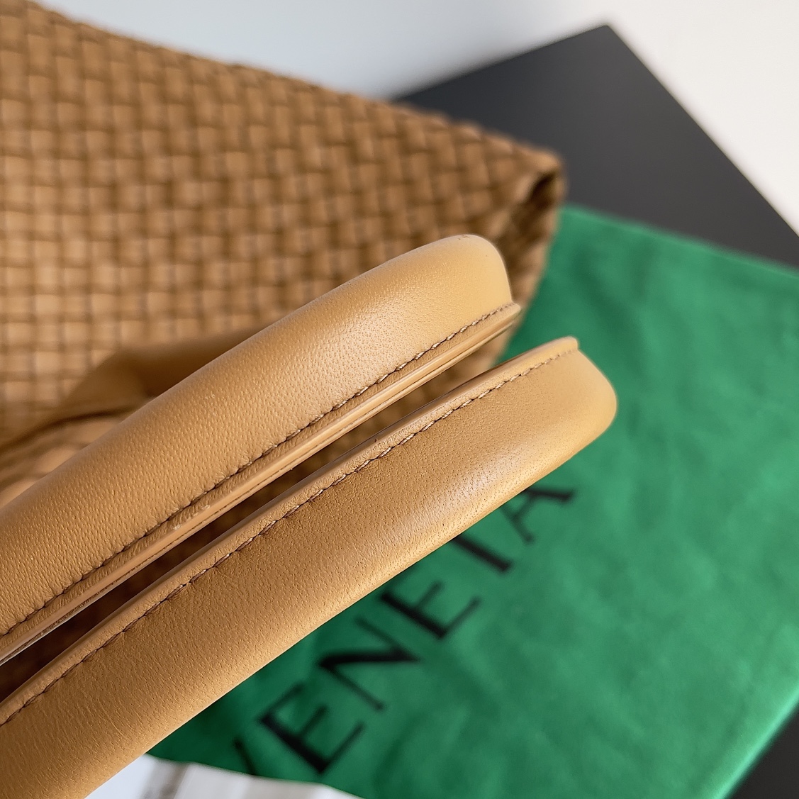 Bottega Veneta Large Tote Bag-51*18*28CM Bottega Veneta Large Tote Bag-51*18*28CM