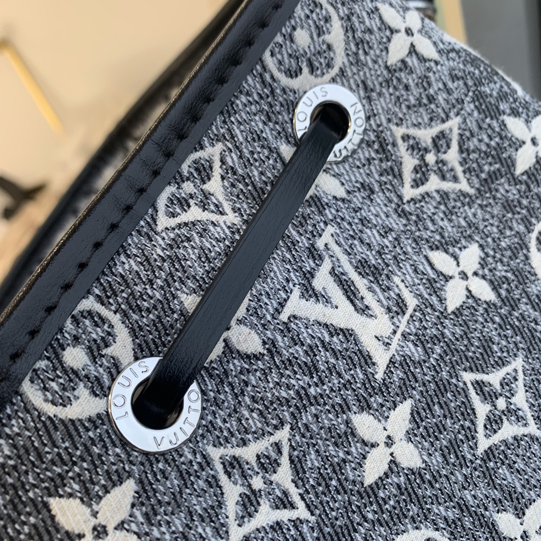 Louis Vuitton Petit Noé -25*28.5*20CM