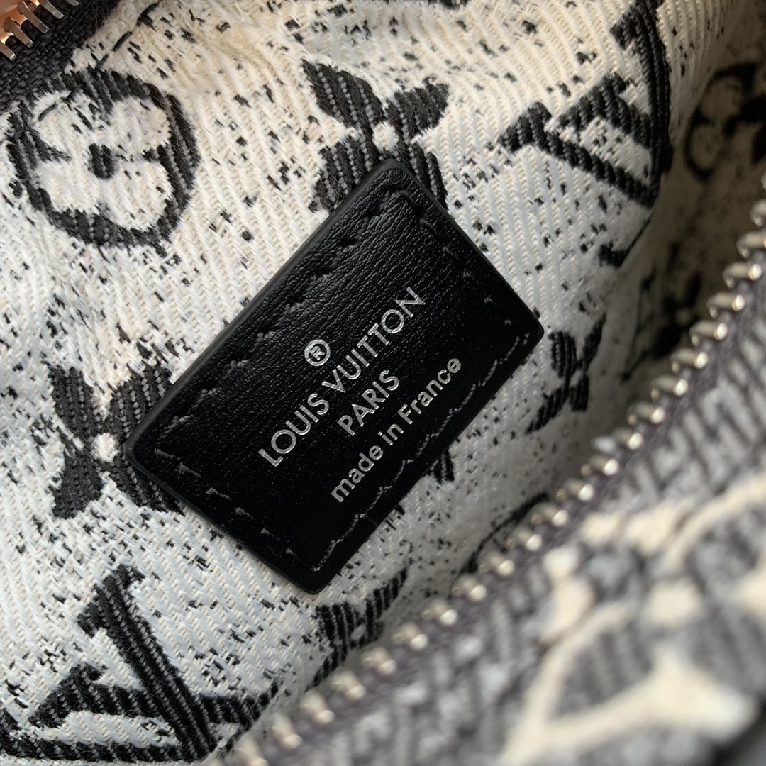 Louis Vuitton Loop Handbags-M40511-23*13*6CM