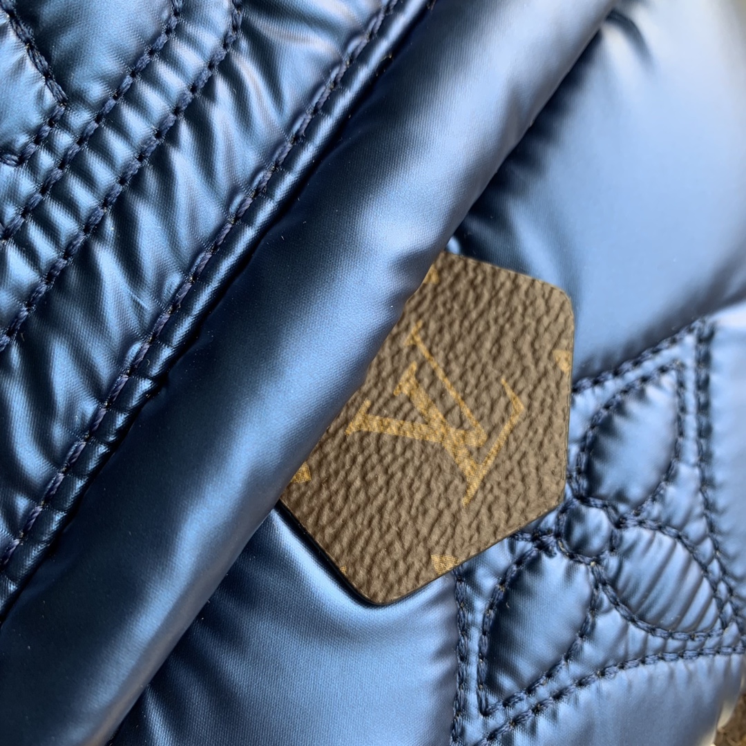 Louis Vuitton Pillow Palm Springs Backpack-17 x 22 x 10CM