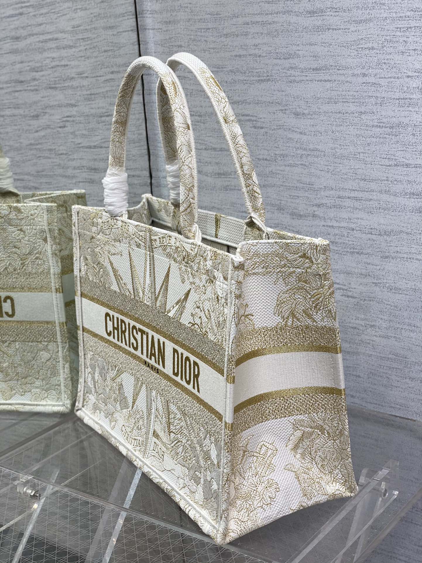 Diro Small Book Tote-36*18*28CM