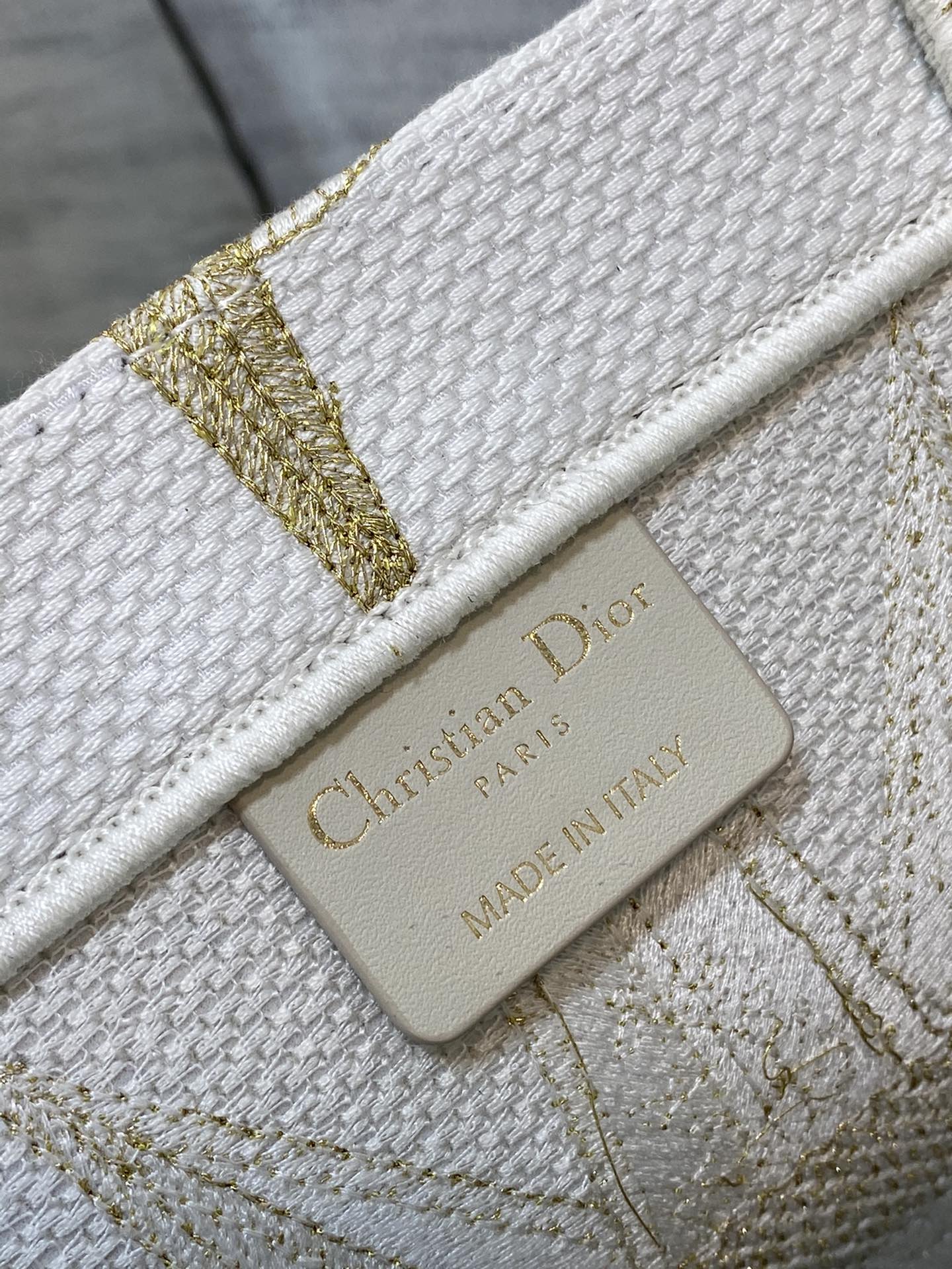 Diro Small Book Tote-36*18*28CM