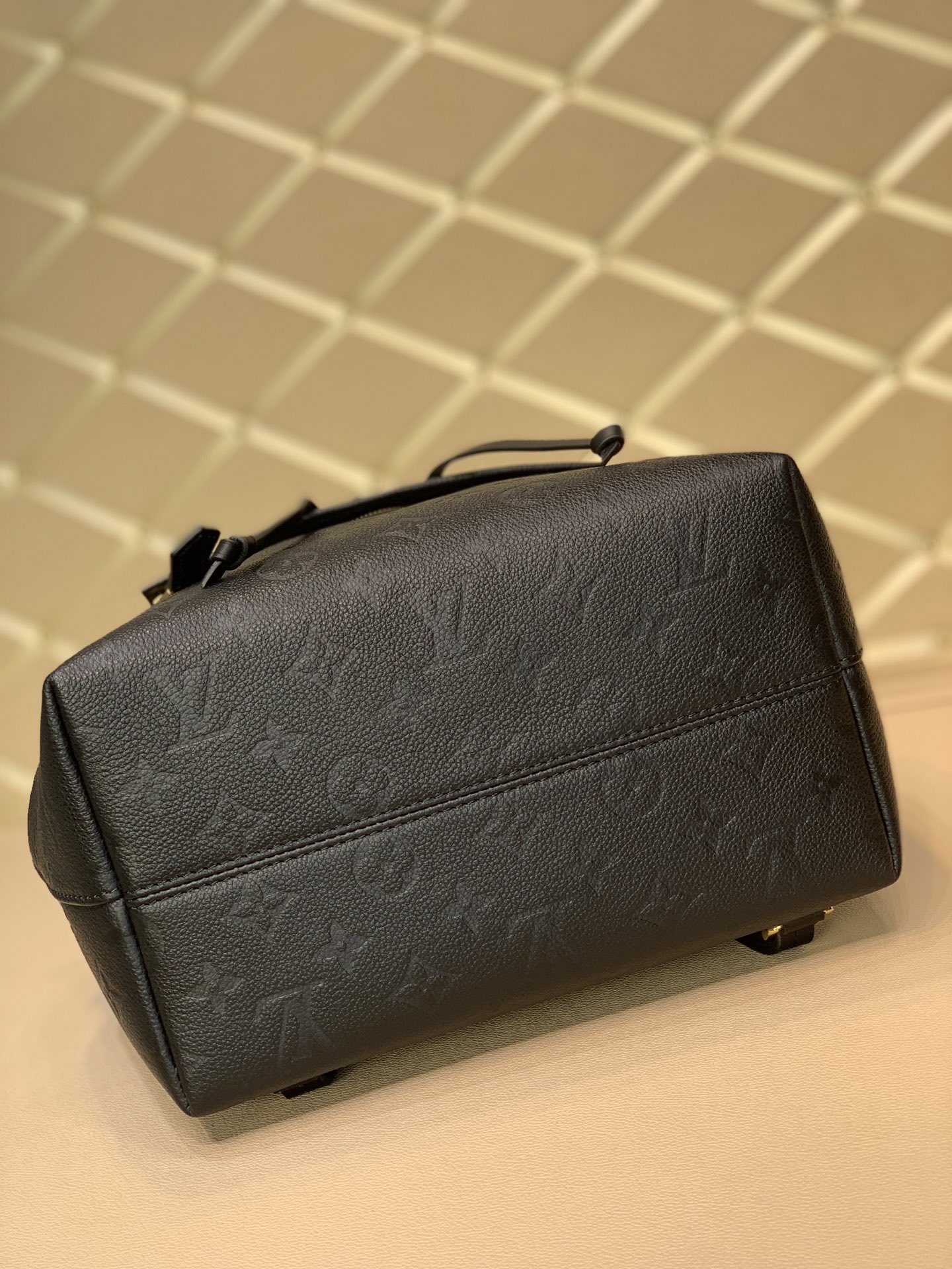Louis Vuitton Montsouris Backpack-27.5 x 33.0 x 14.CM