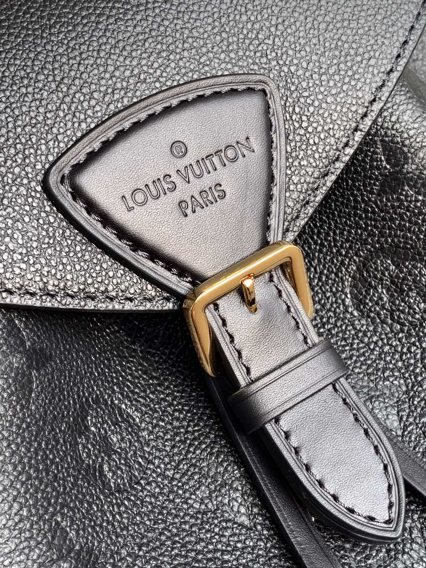 Louis Vuitton Montsouris Backpack-27.5 x 33.0 x 14.CM