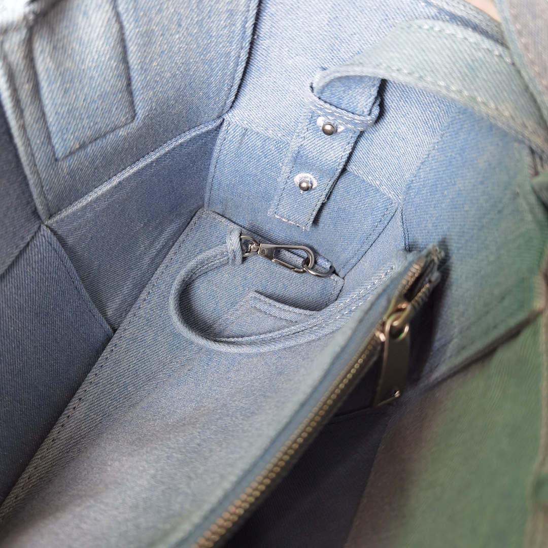 Bottega Arco Tote-25x16x8CM