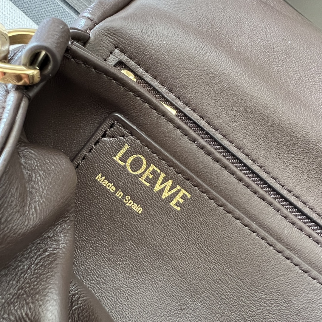 Lowee Puffer Goya Bag-23*13*6CM