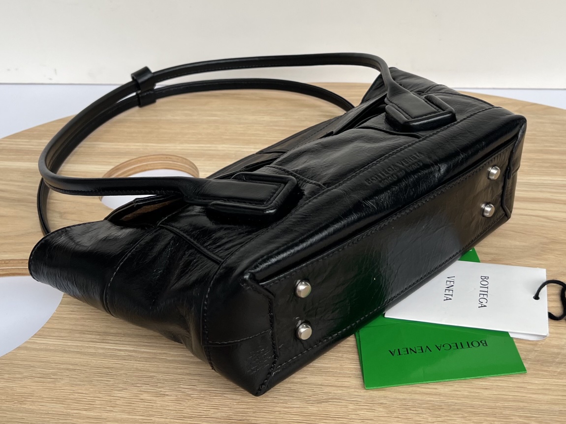 Bottega Veneta Arco Bag-23x21X9CM