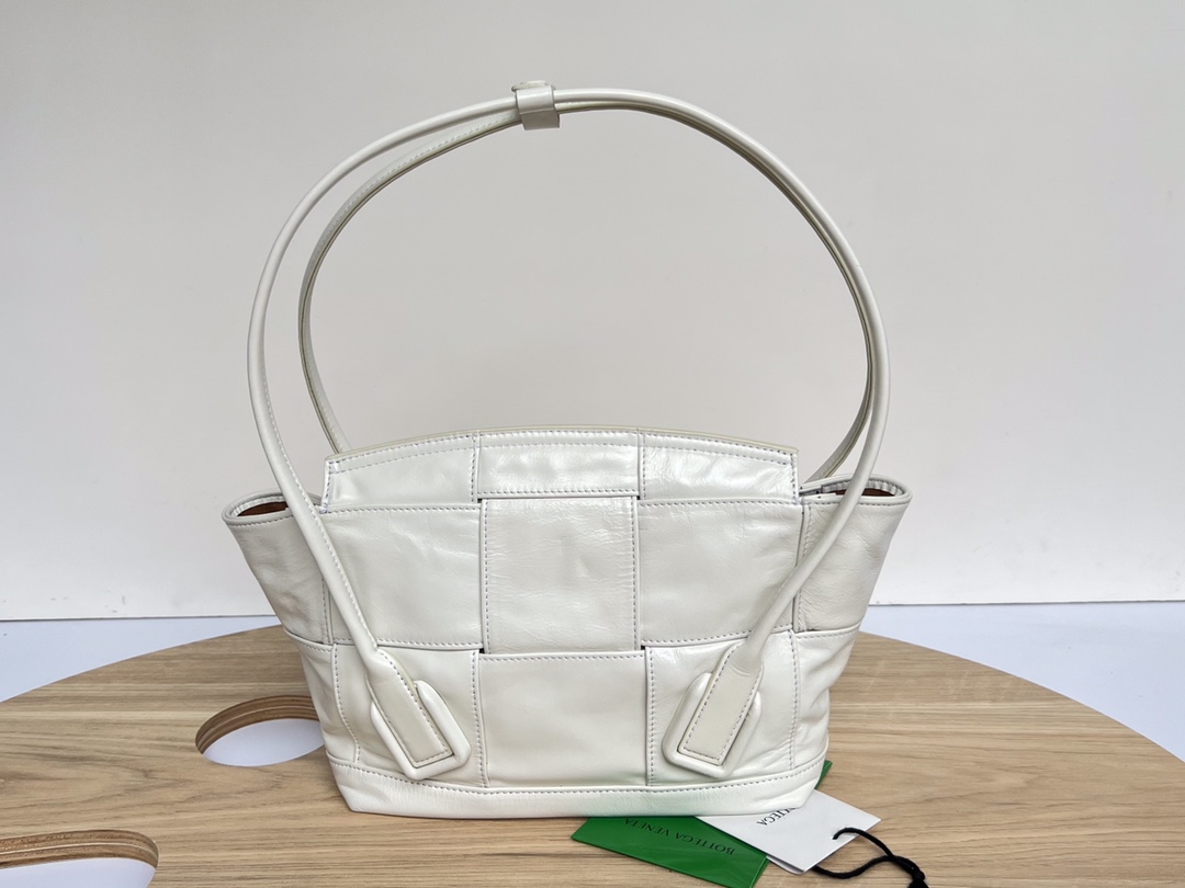 Bottega Veneta Arco Bag-23x21X9CM