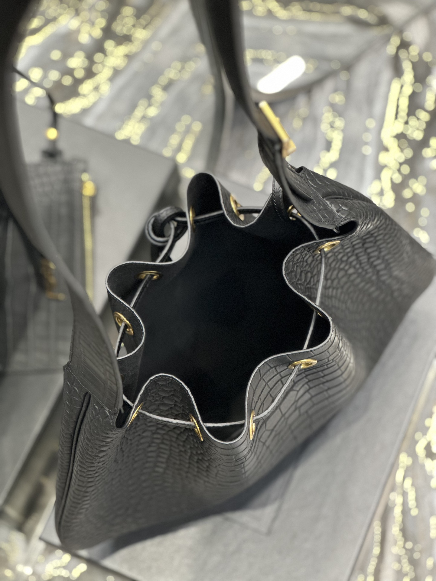YSL Flat Hobo Bag-44×33×2.5CM