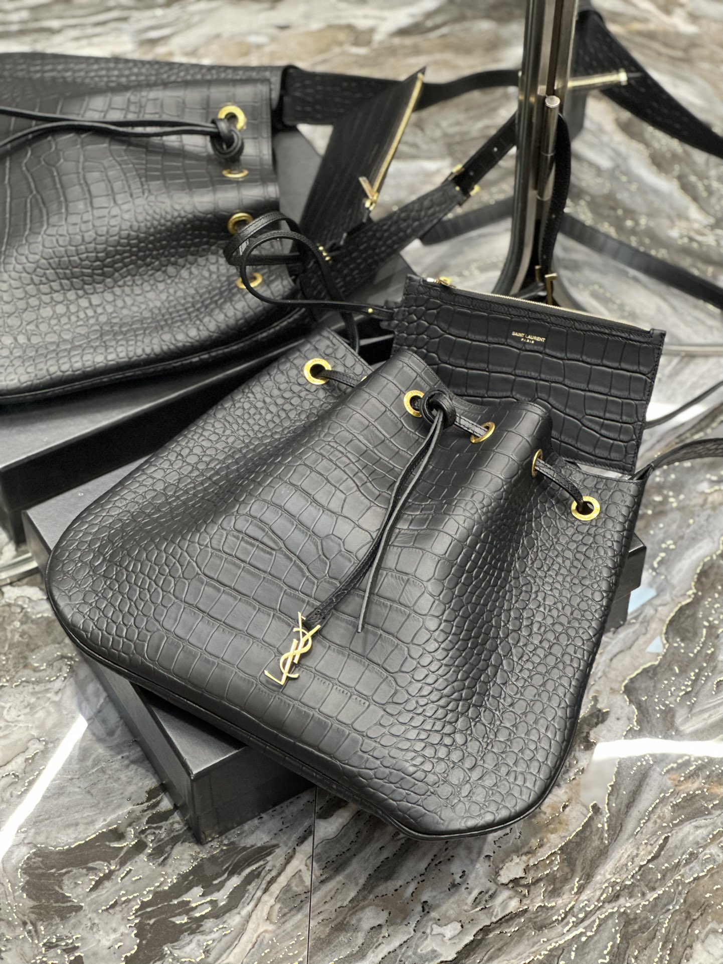 YSL Flat Hobo Bag-44×33×2.5CM