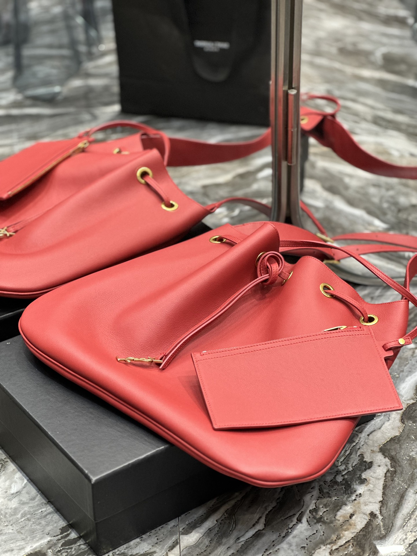 YSL Flat Hobo Bag-44×33×2.5CM