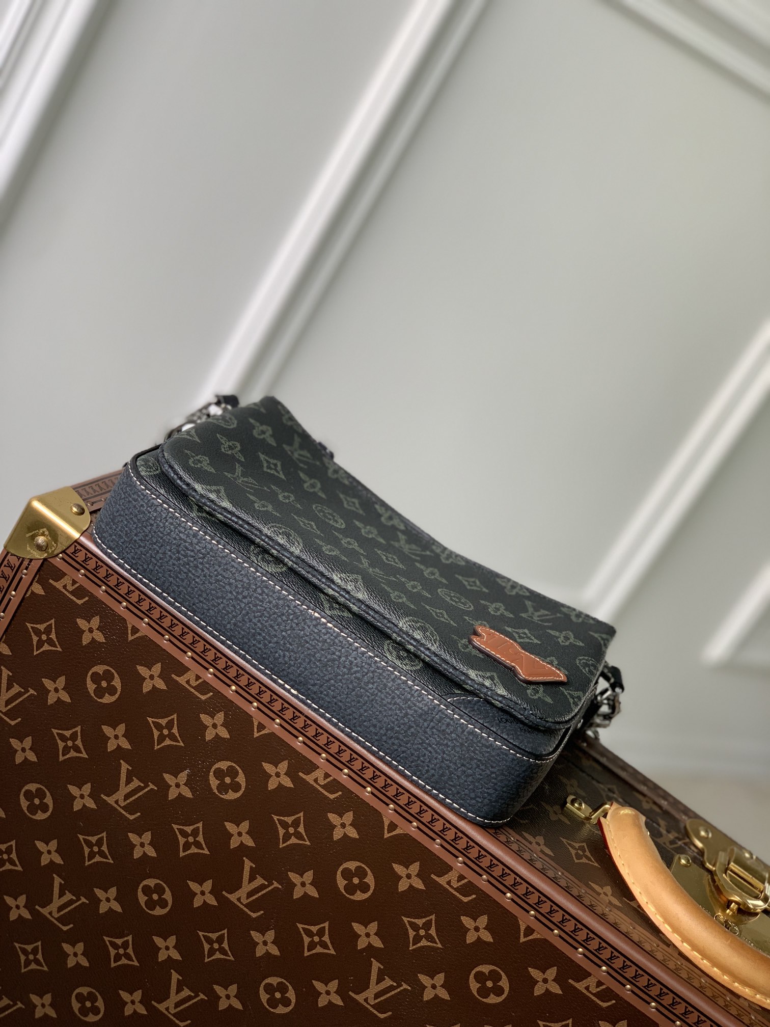 Louis Vuitton Messenger Bag-M46340-25*18*7CM Louis Vuitton Messenger Bag-M46340-25*18*7CM