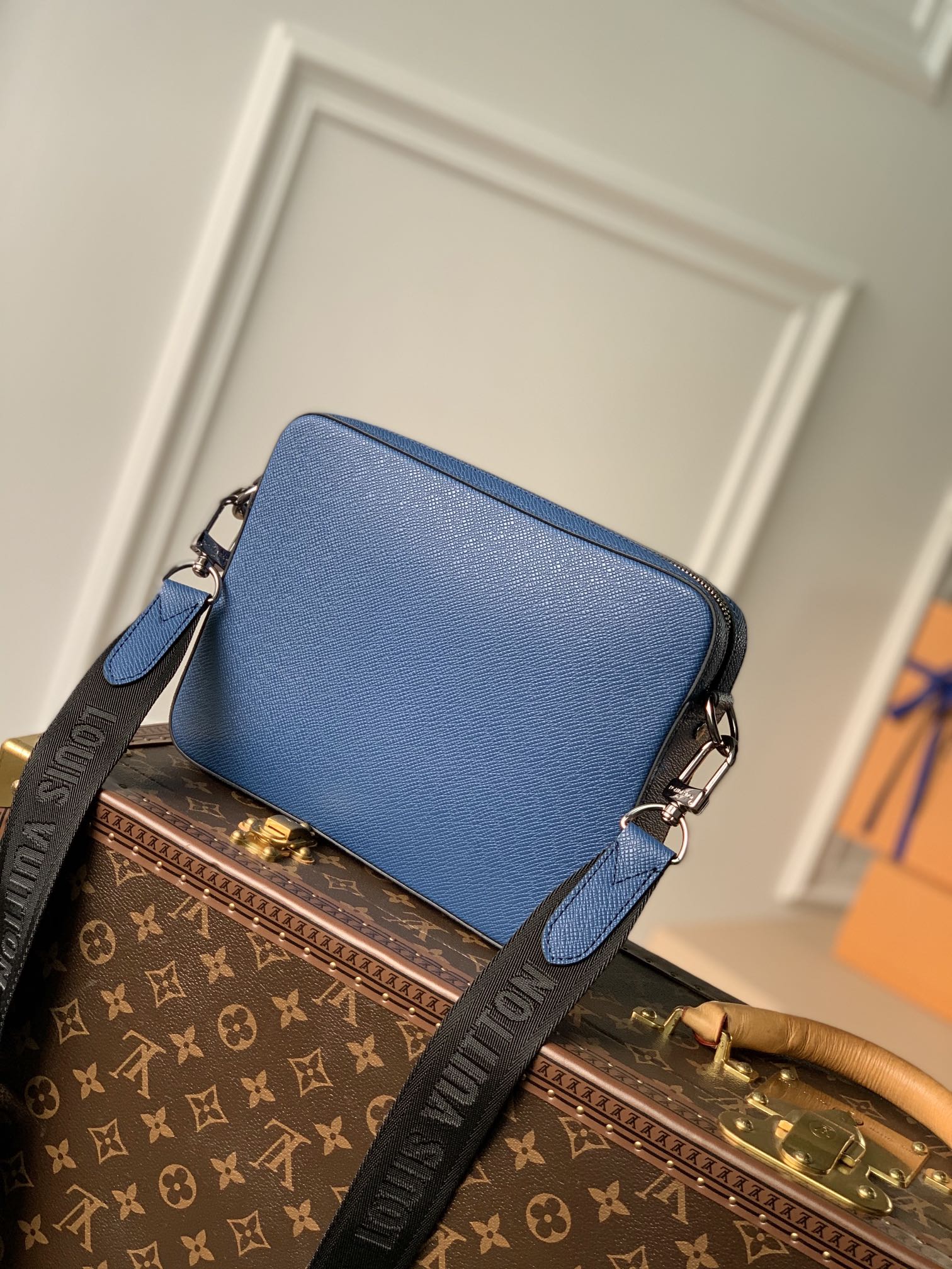 Louis Vuitton Messenger Bag-M69443-25*18*7CM Louis Vuitton Messenger Bag-M69443-25*18*7CM
