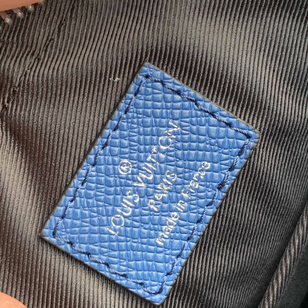 Louis Vuitton Messenger Bag-M69443-25*18*7CM Louis Vuitton Messenger Bag-M69443-25*18*7CM