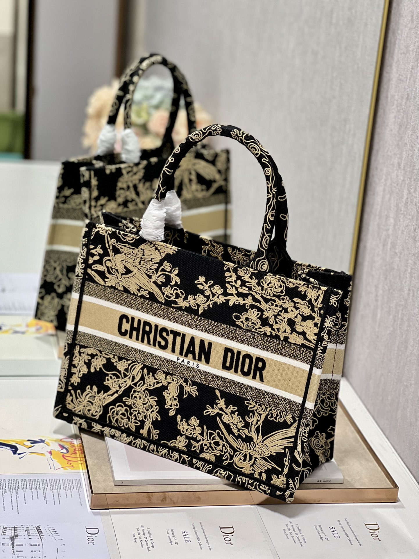 Diro Small Book Tote-36*18*28CM