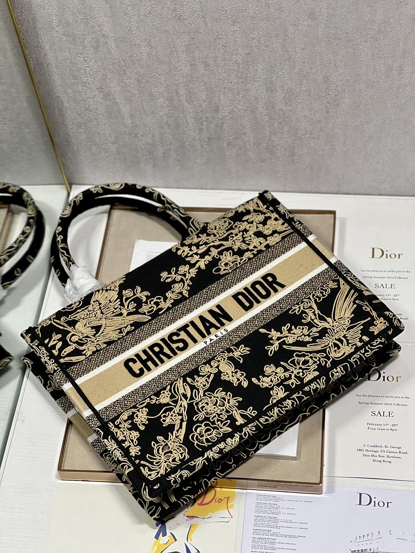 Diro Small Book Tote-36*18*28CM