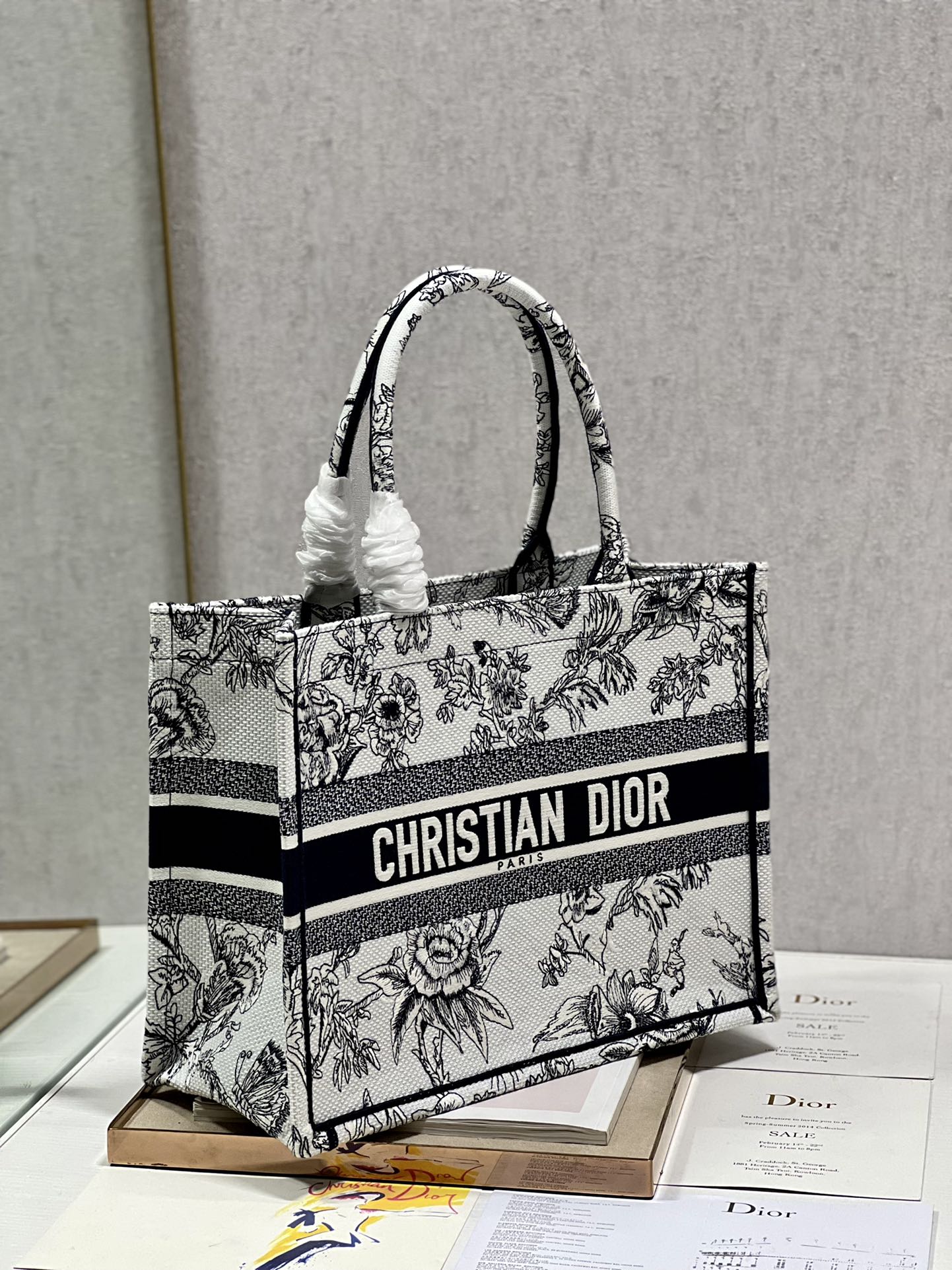 Diro Small Book Tote-36*18*28CM